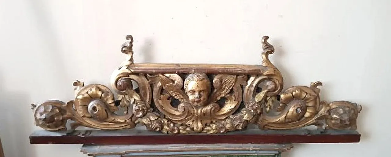 Carved and gilded wooden frame, 18th century 1