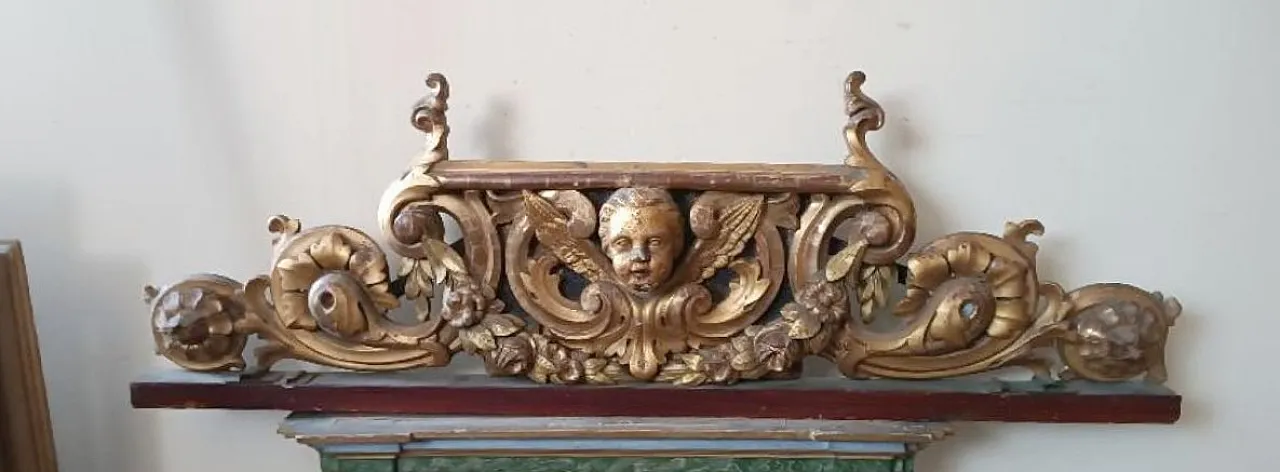 Carved and gilded wooden frame, 18th century 2