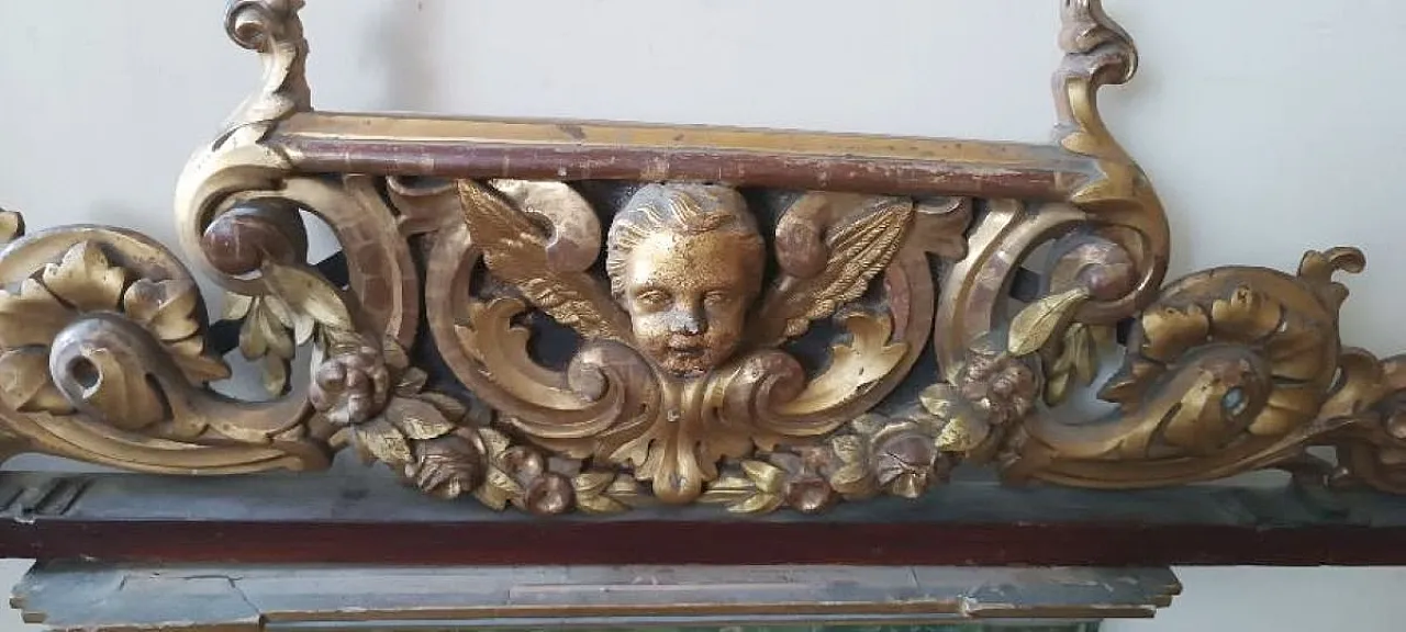 Carved and gilded wooden frame, 18th century 3