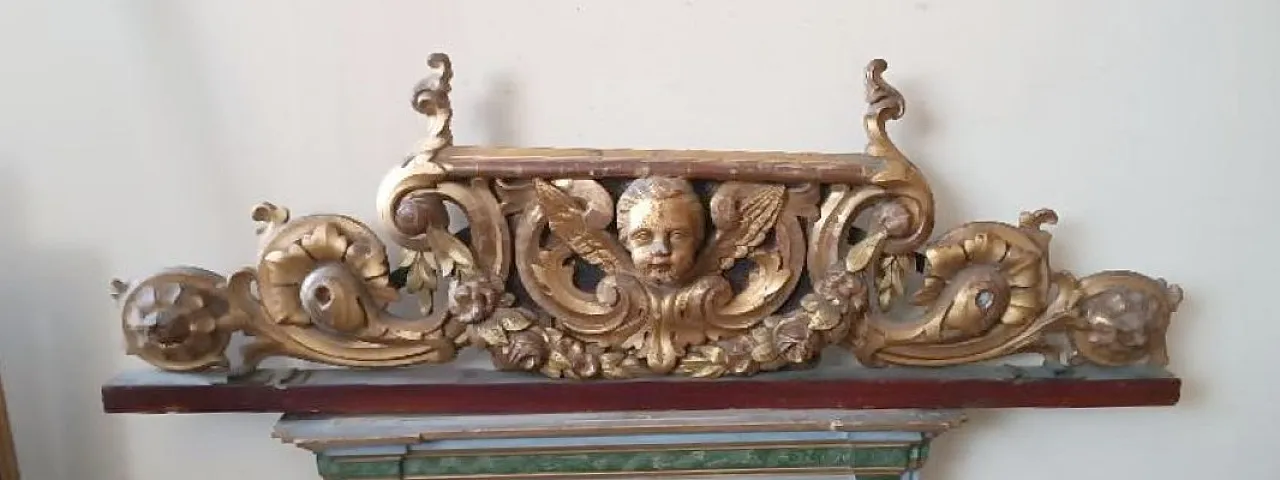 Carved and gilded wooden frame, 18th century 12