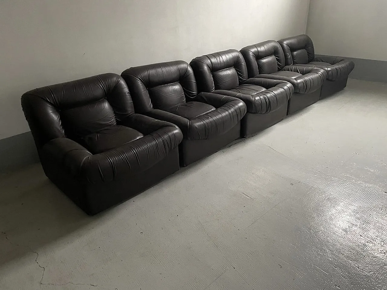 5 leather armchairs, Panarea F. Nale model for Lev & Lev, 1970s 2