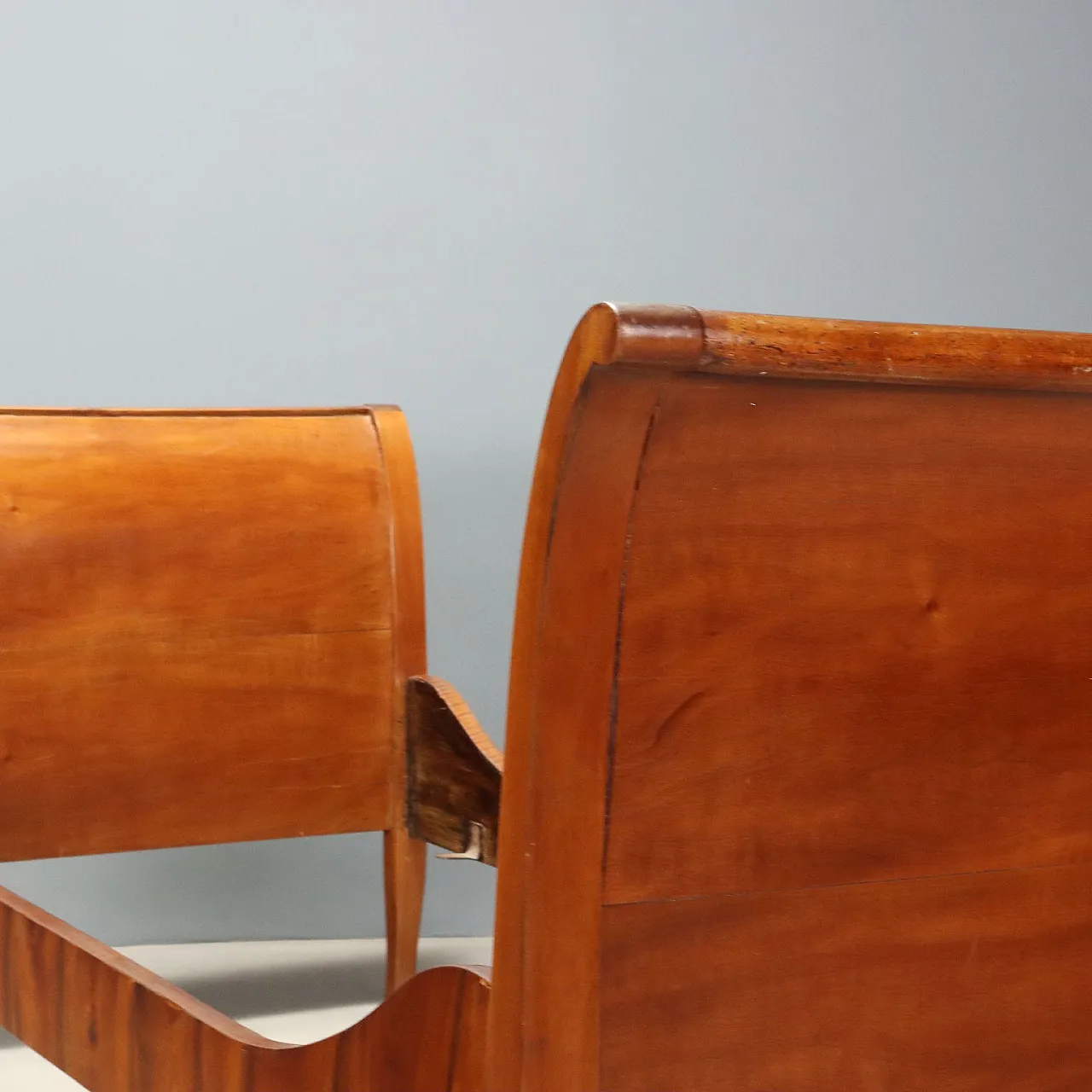 Single sleigh bed in walnut, late 19th century 3