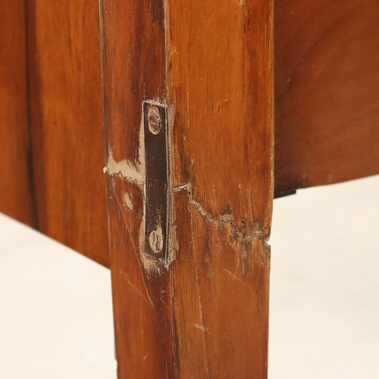 Single sleigh bed in walnut, late 19th century 8
