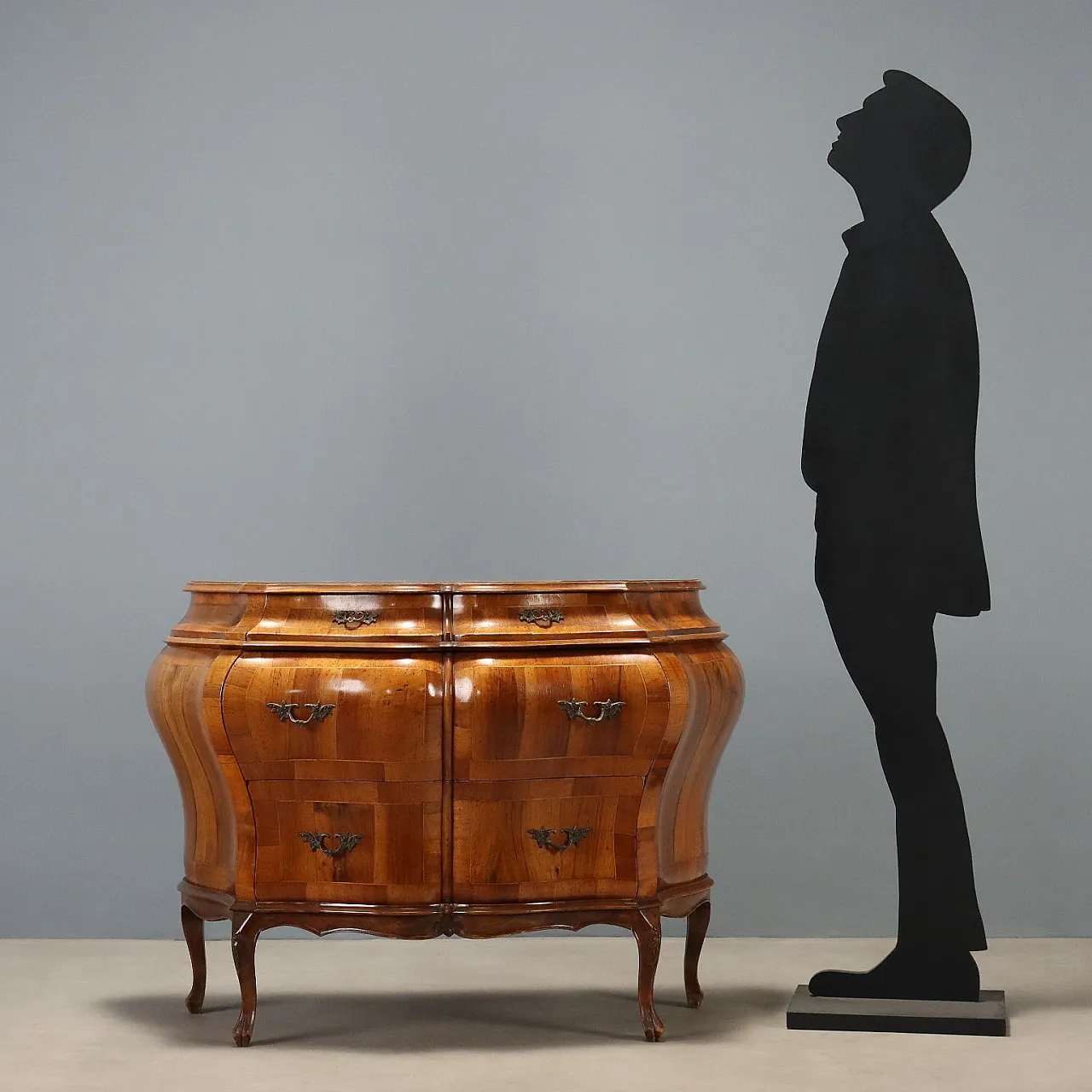 Chippendale style chest of drawers, 20th century 3