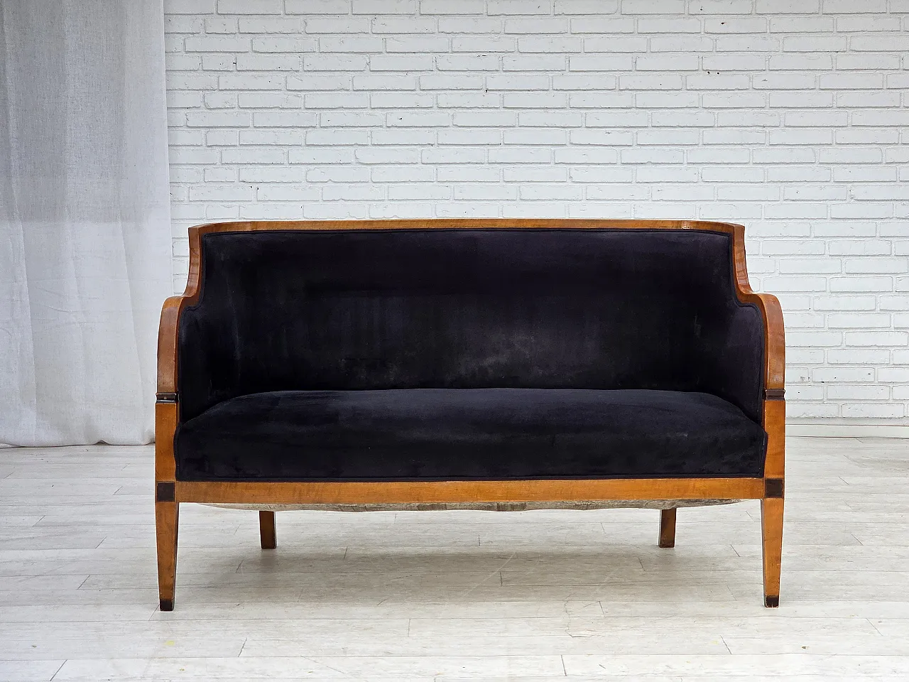 Anni '50, divano danese a 2 posti art deco, legno di frassino, mobili in velluto. 1