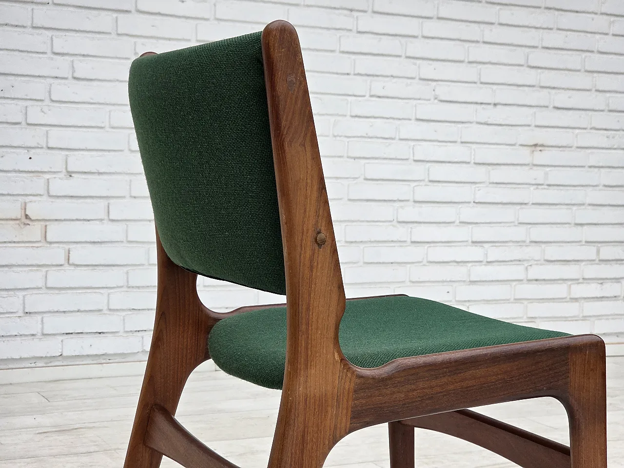 Anni '60, design danese di Erik Buch, set di 4 sedie da pranzo modello 89. 11