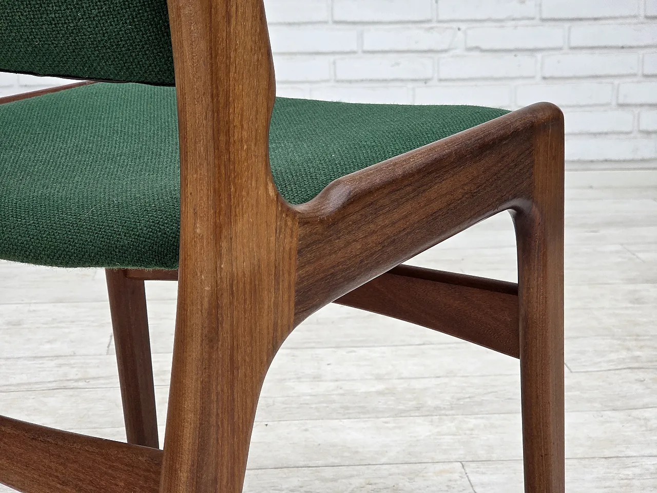Anni '60, design danese di Erik Buch, set di 4 sedie da pranzo modello 89. 12