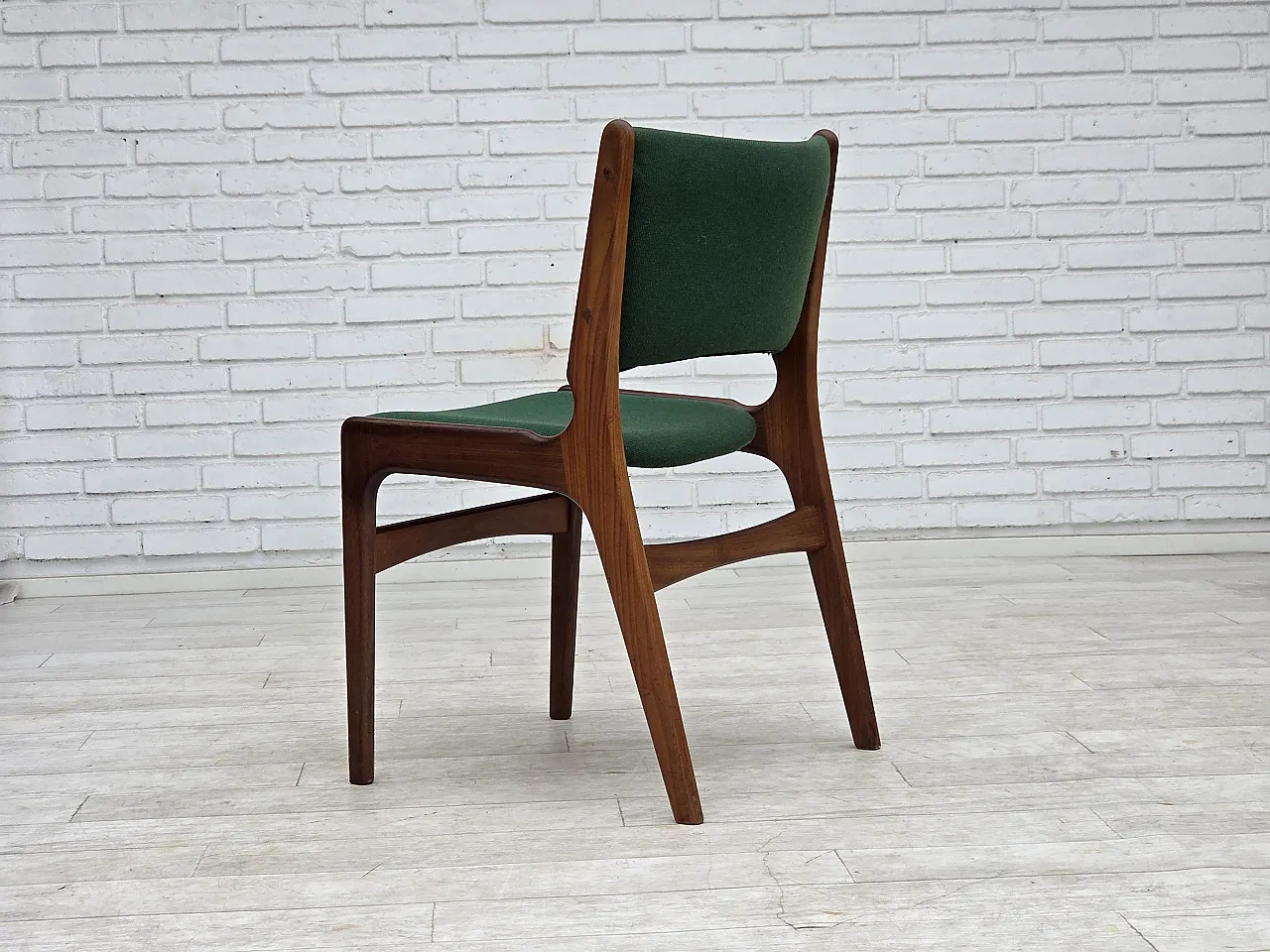 Anni '60, design danese di Erik Buch, set di 4 sedie da pranzo modello 89. 14