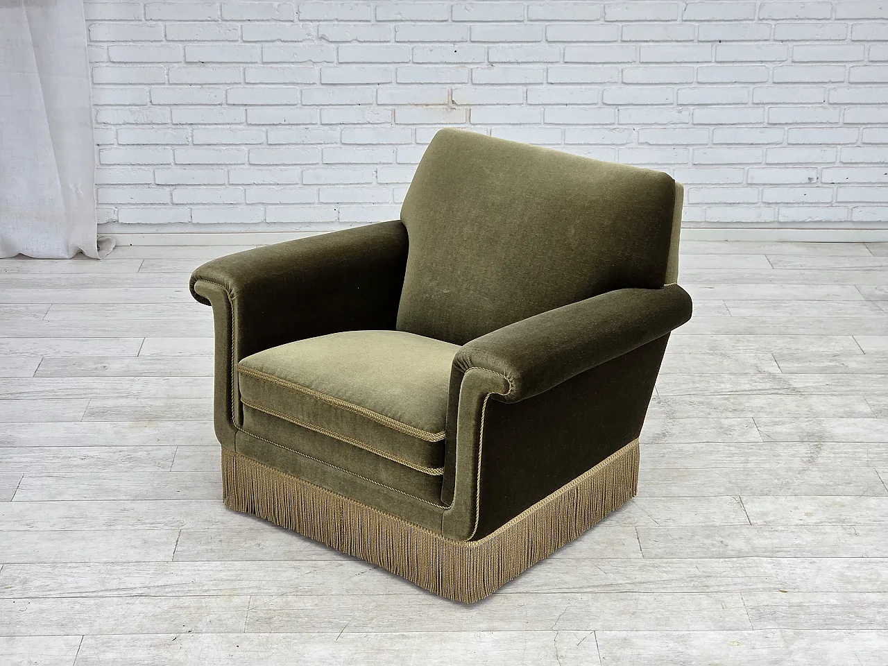 Poltrona danese anni '70, arredamento originale in velluto verde. 16