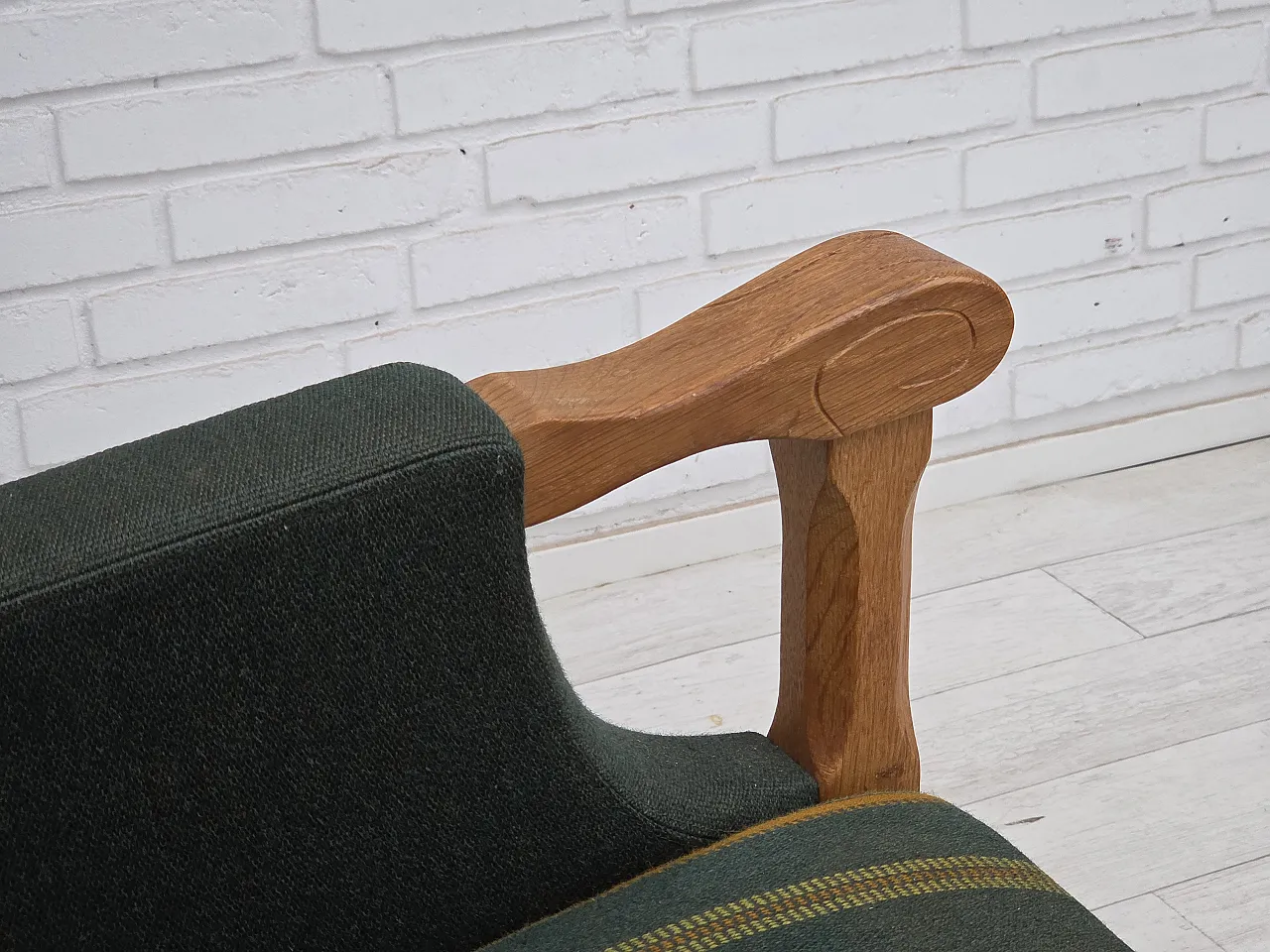 Anni '70, poltrona danese, mobili in lana verde, legno massello di rovere. 11