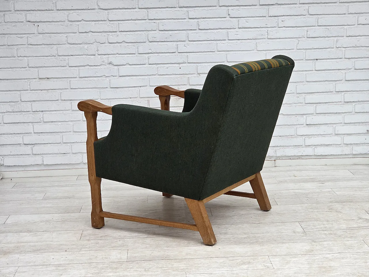 Anni '70, poltrona danese, mobili in lana verde, legno massello di rovere. 14