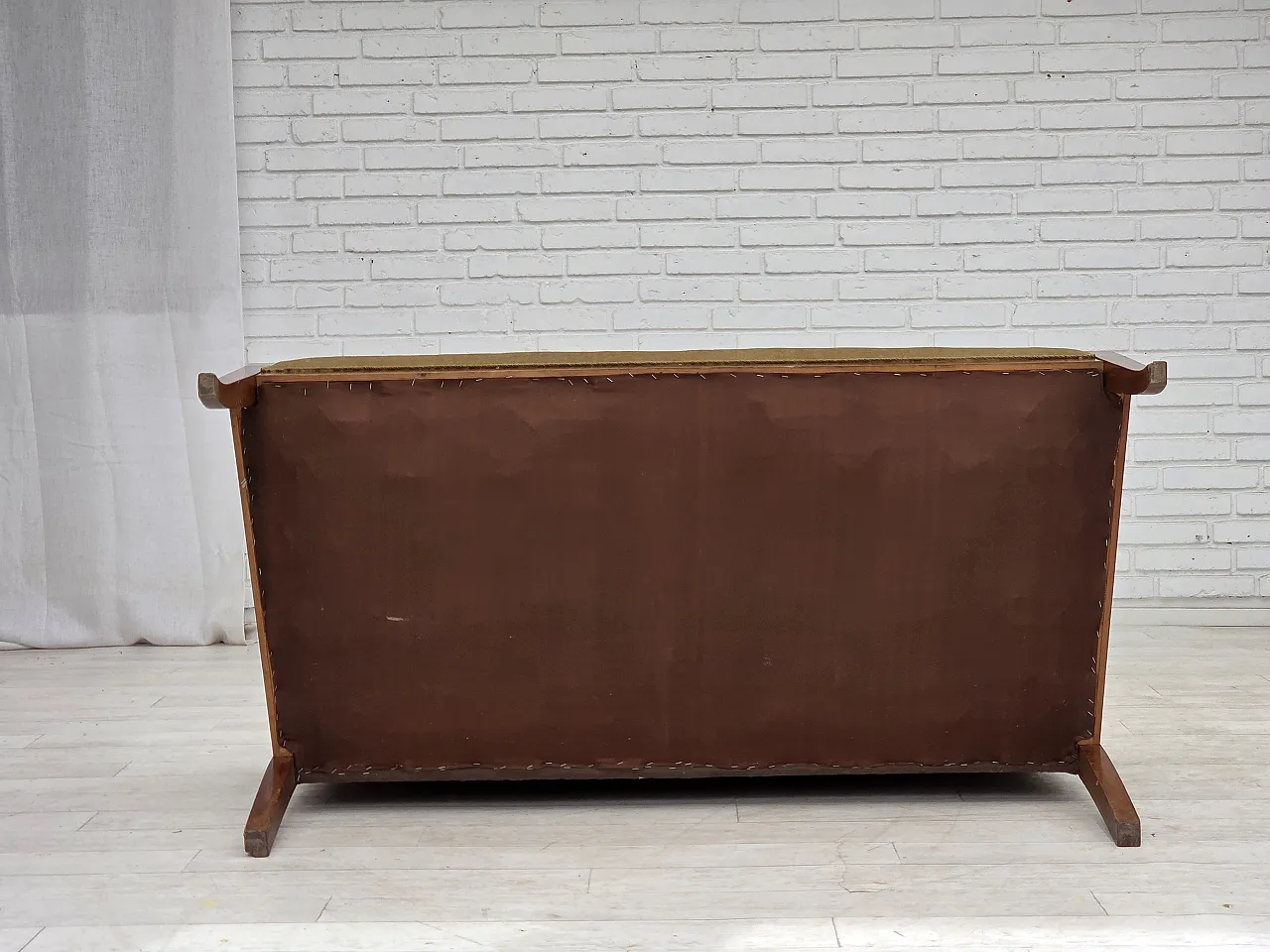 Anni '50, divano danese a 2 posti con schienale alto, mobili in velluto, legno di teak. 17