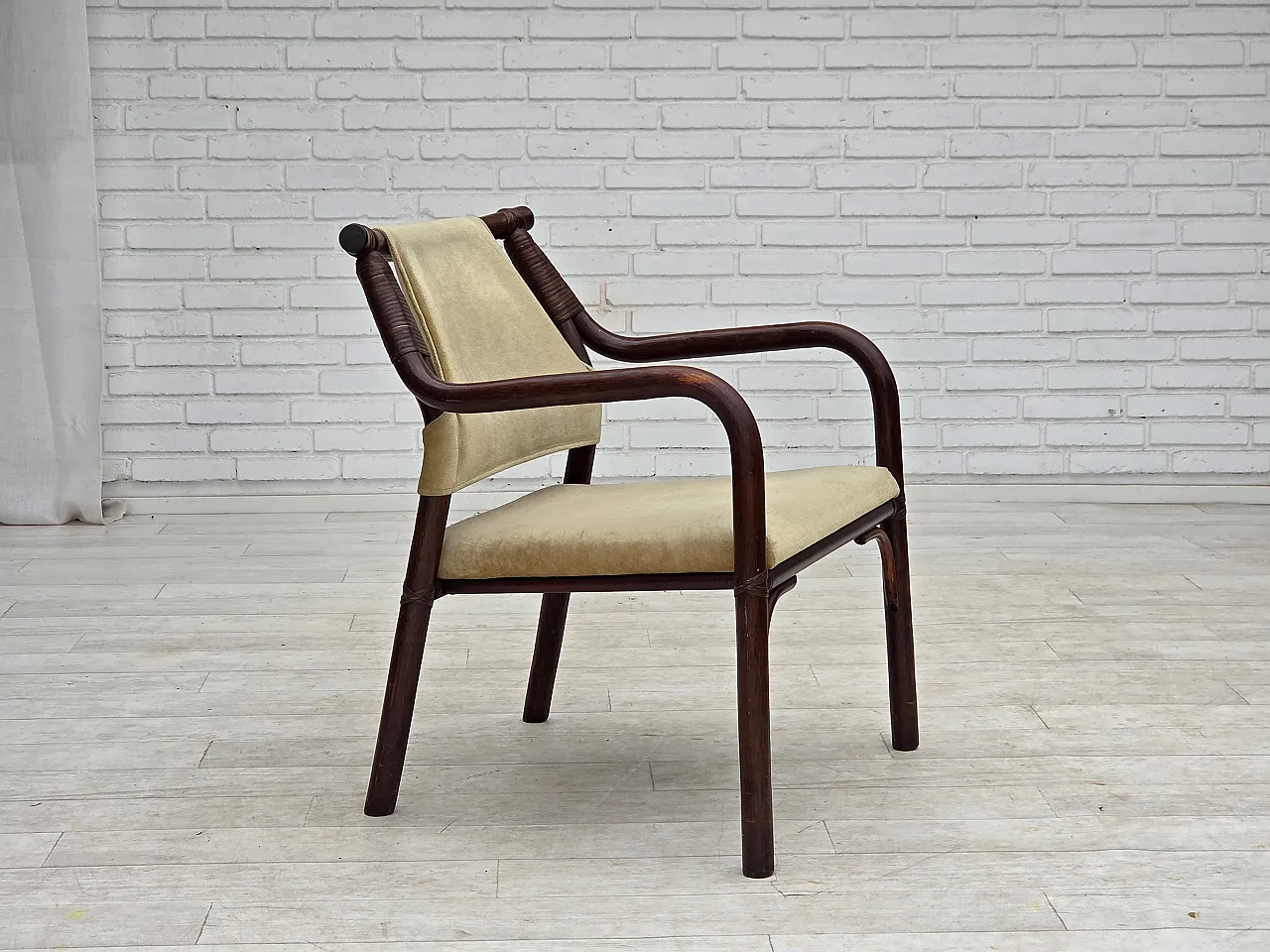 Anni '80, coppia di poltrone scandinave, mobili in velluto, bambù. 2