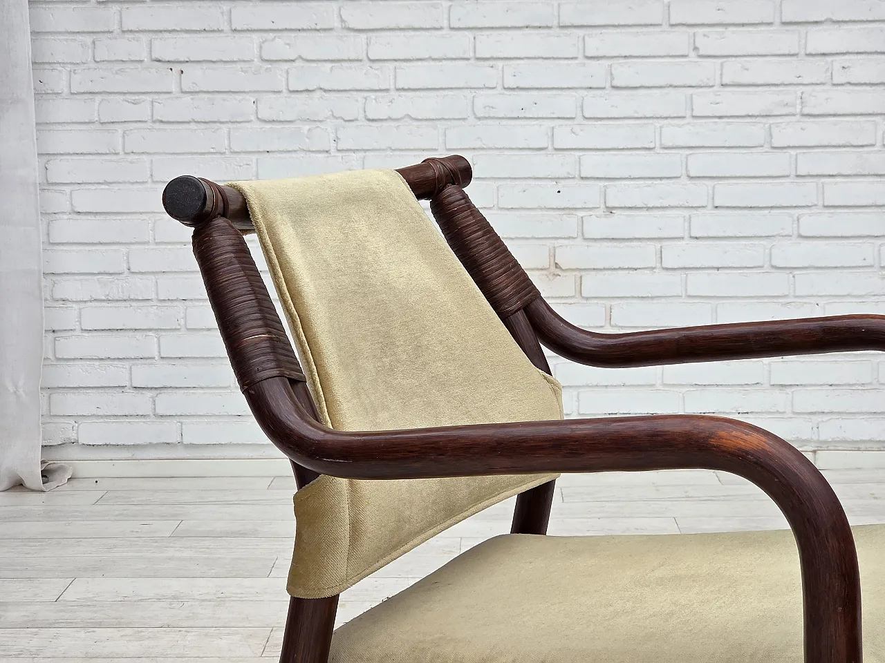 Anni '80, coppia di poltrone scandinave, mobili in velluto, bambù. 4
