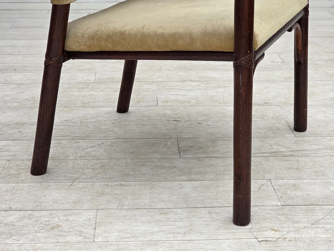 Anni '80, coppia di poltrone scandinave, mobili in velluto, bambù. 6