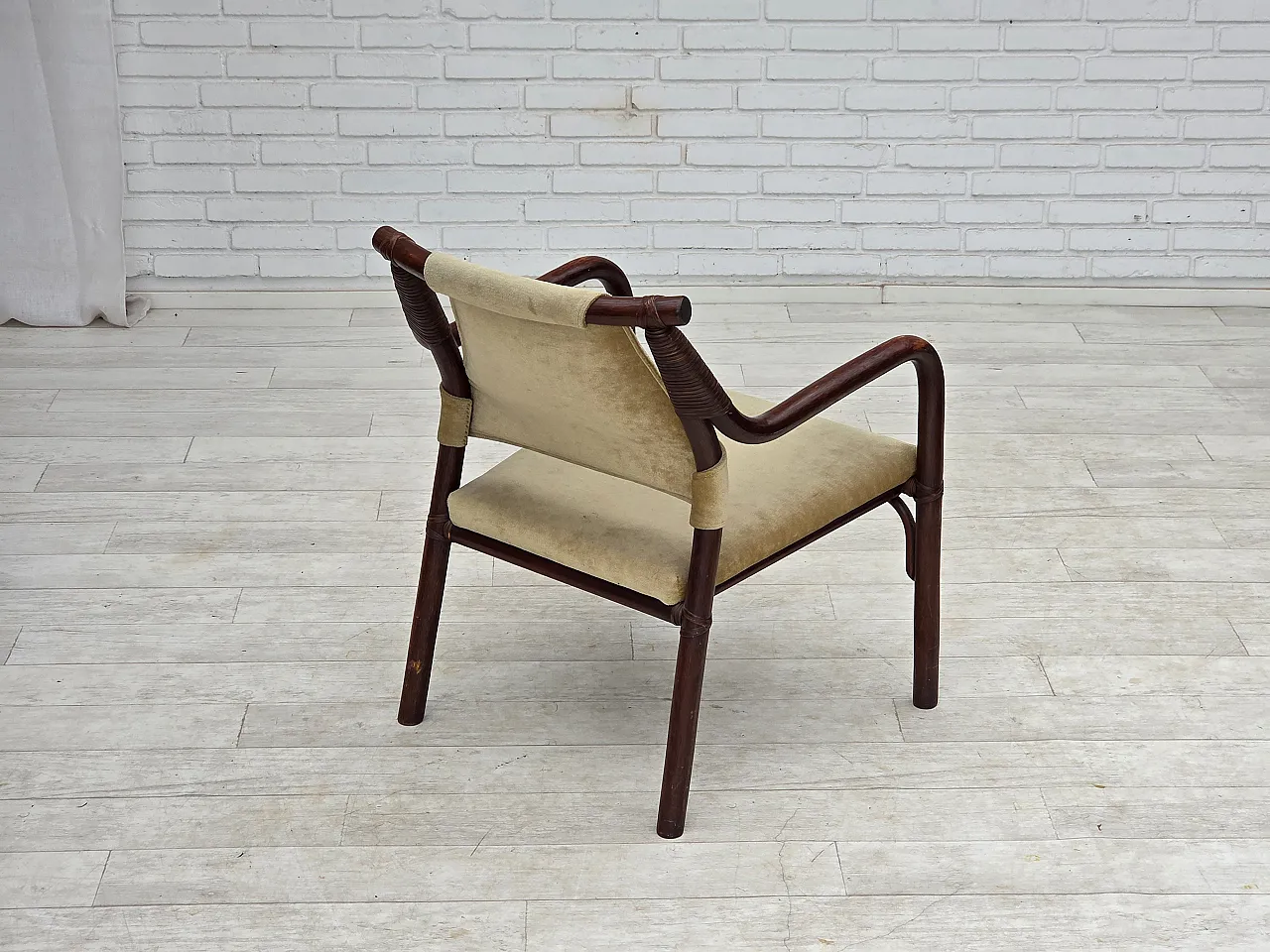 Anni '80, coppia di poltrone scandinave, mobili in velluto, bambù. 13