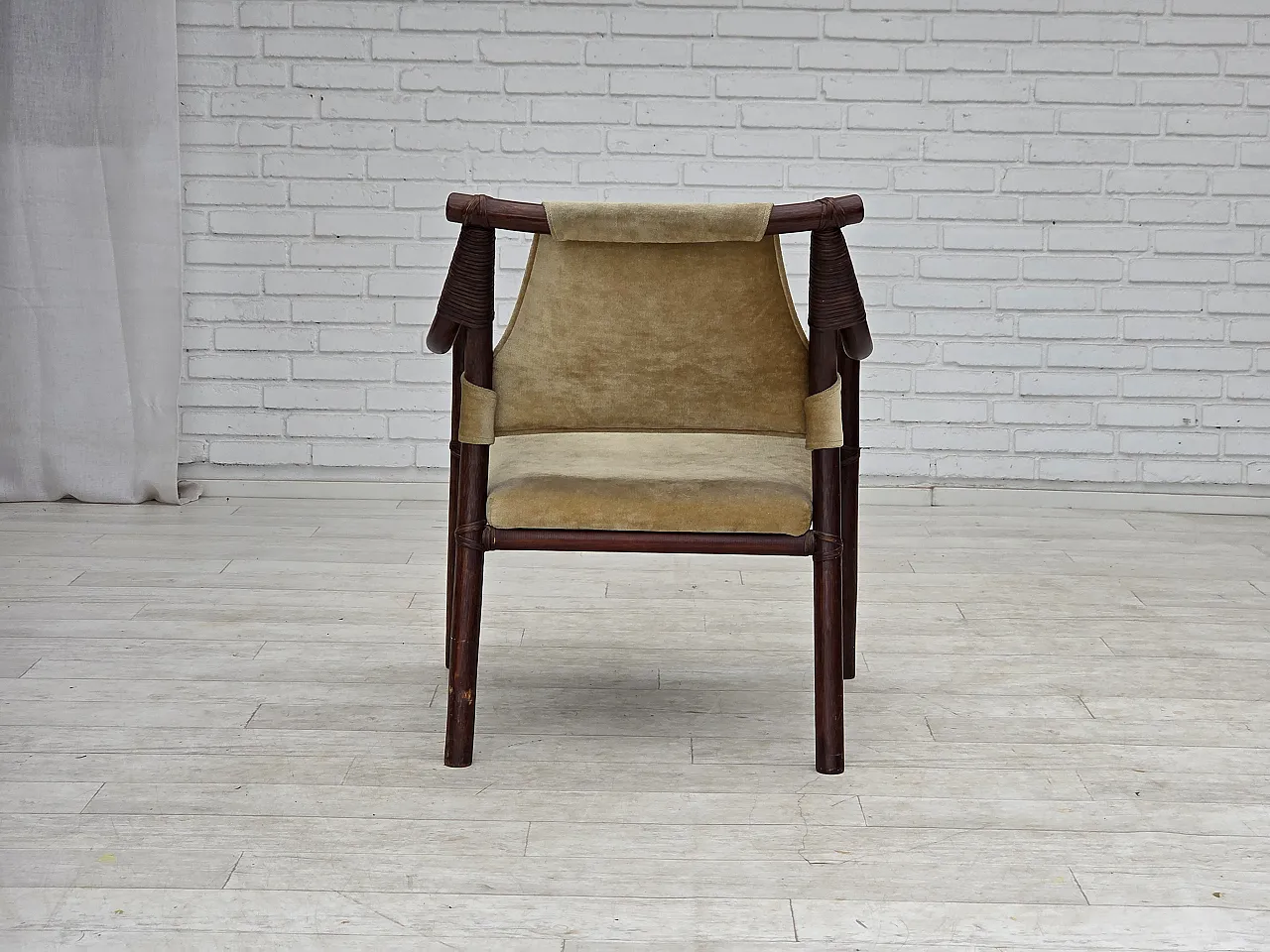 Anni '80, coppia di poltrone scandinave, mobili in velluto, bambù. 14
