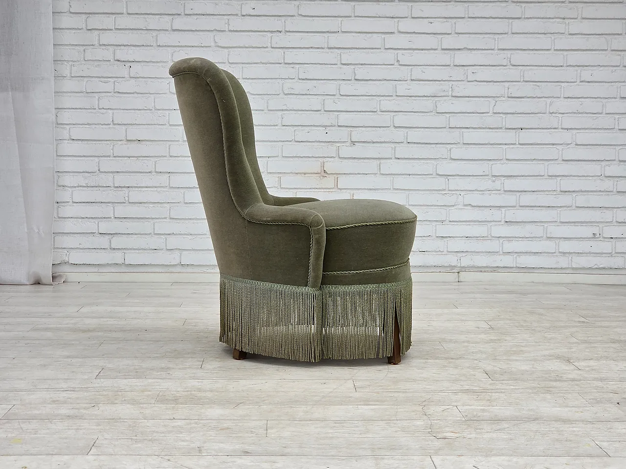 Anni '70, poltrona danese, velluto da arredamento verde. 9
