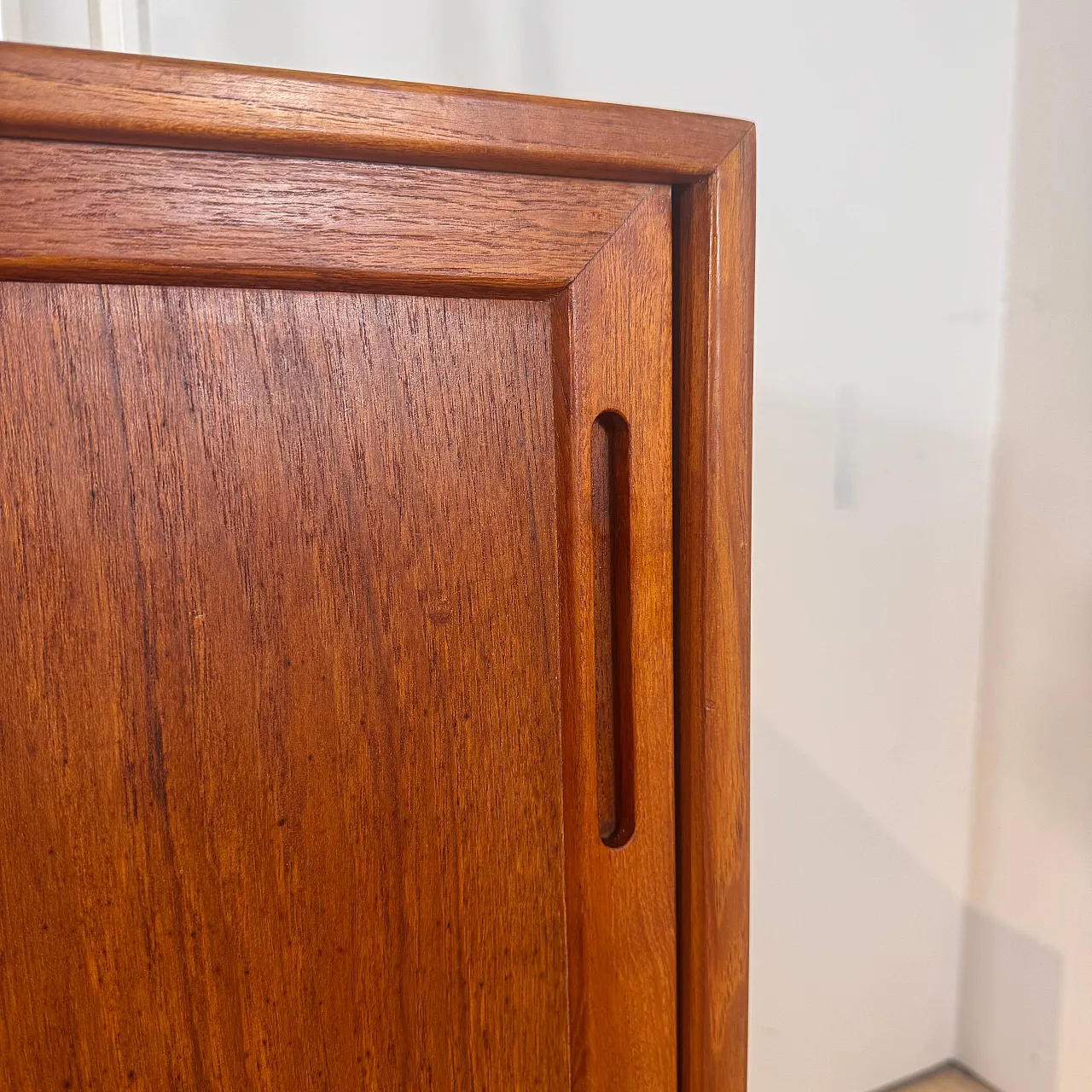 Credenza danese in teak, anni ’60 11