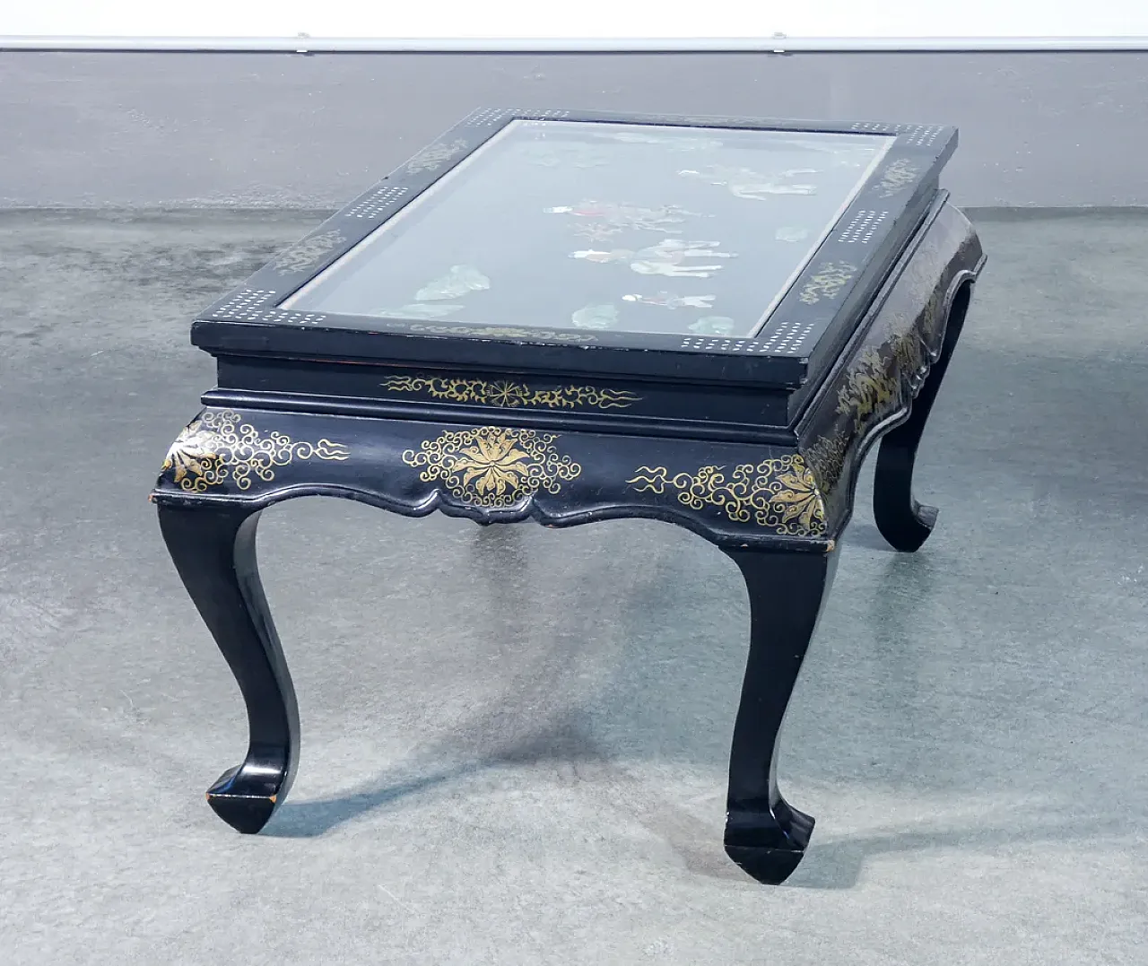 Tavolino basso cinese con intarsi in pietre dure, '900 13