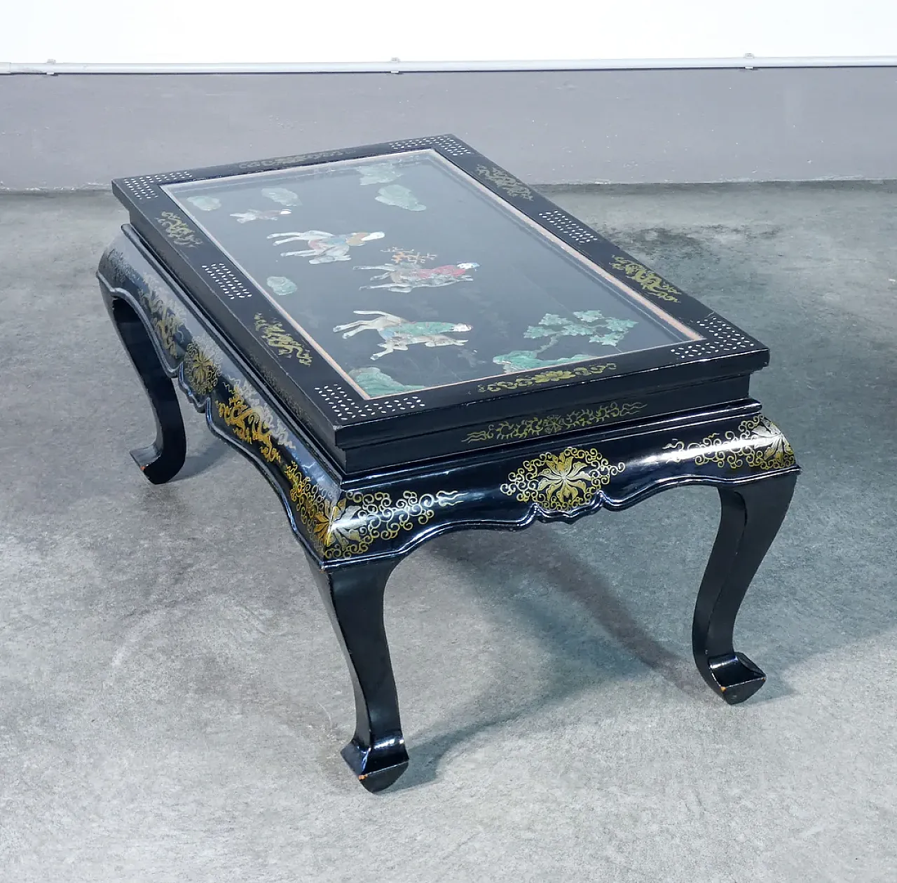 Tavolino basso cinese con intarsi in pietre dure, '900 15