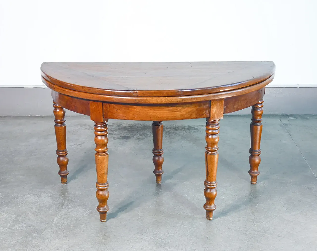 Tavolo consolle a mezzaluna apribile in legno di noce, '800 2