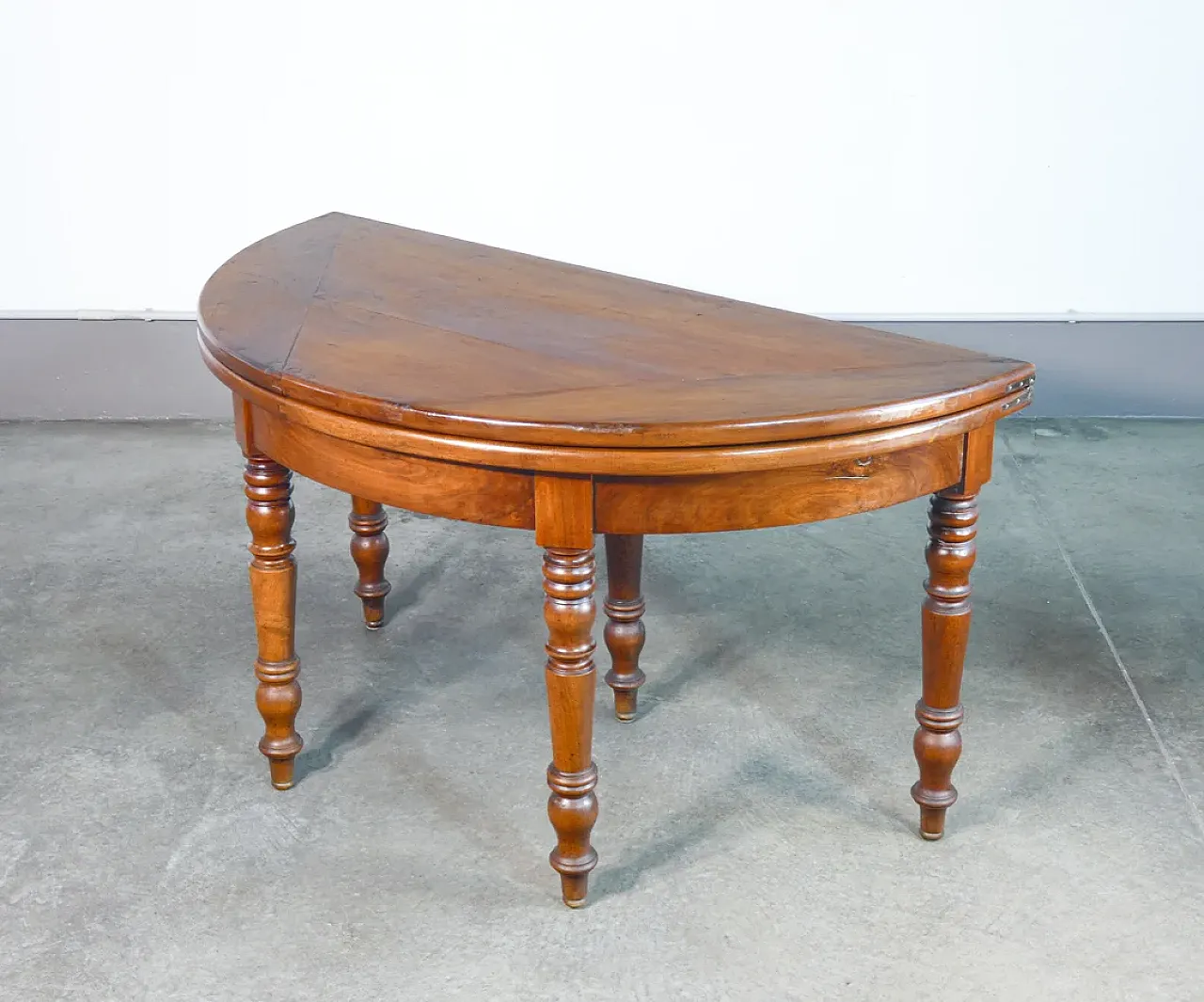 Tavolo consolle a mezzaluna apribile in legno di noce, '800 4