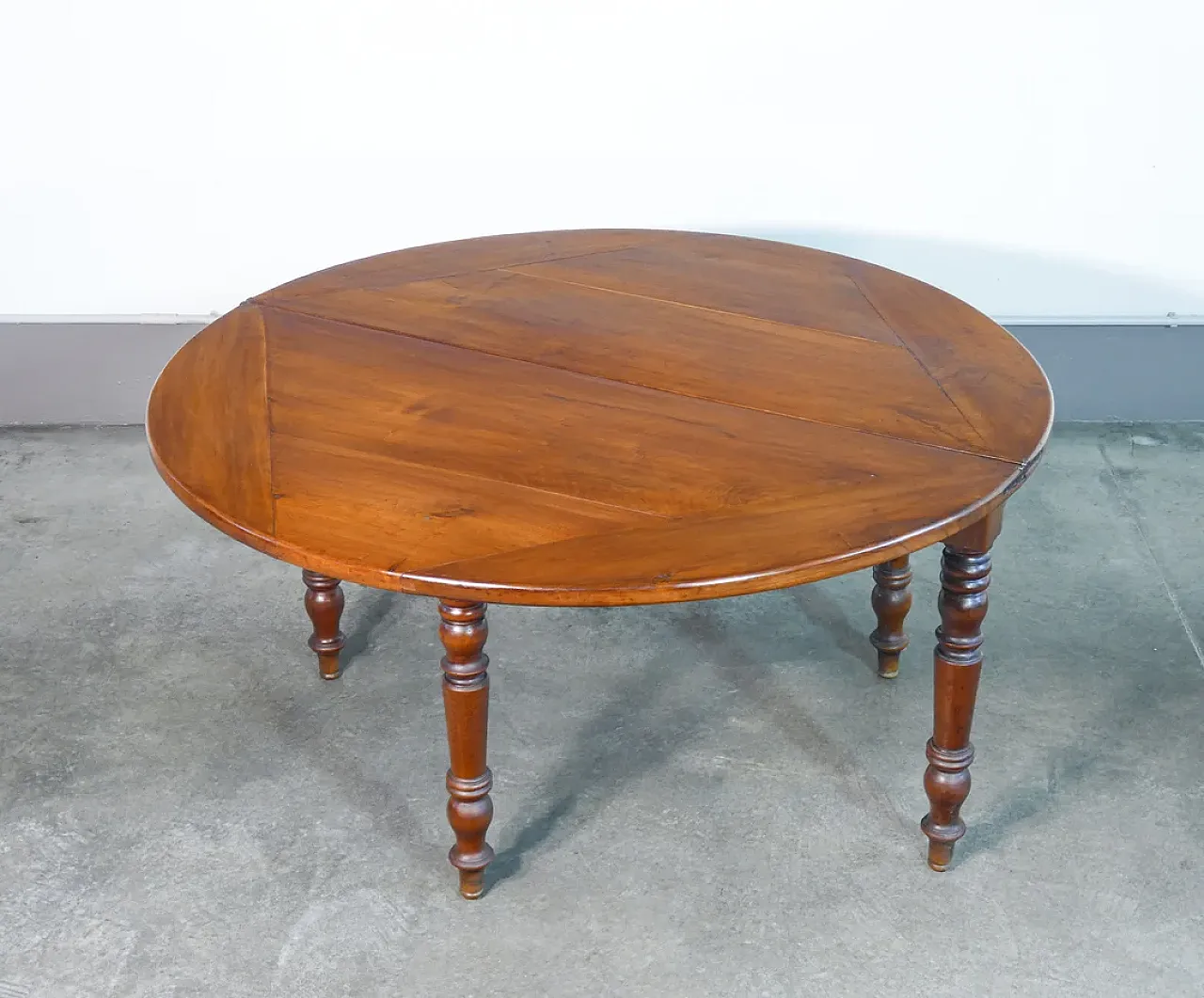 Tavolo consolle a mezzaluna apribile in legno di noce, '800 11