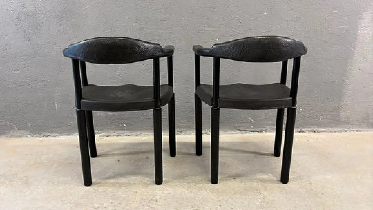 Coppia di poltrone postmoderne nere, plastica stampata, anni '80 9