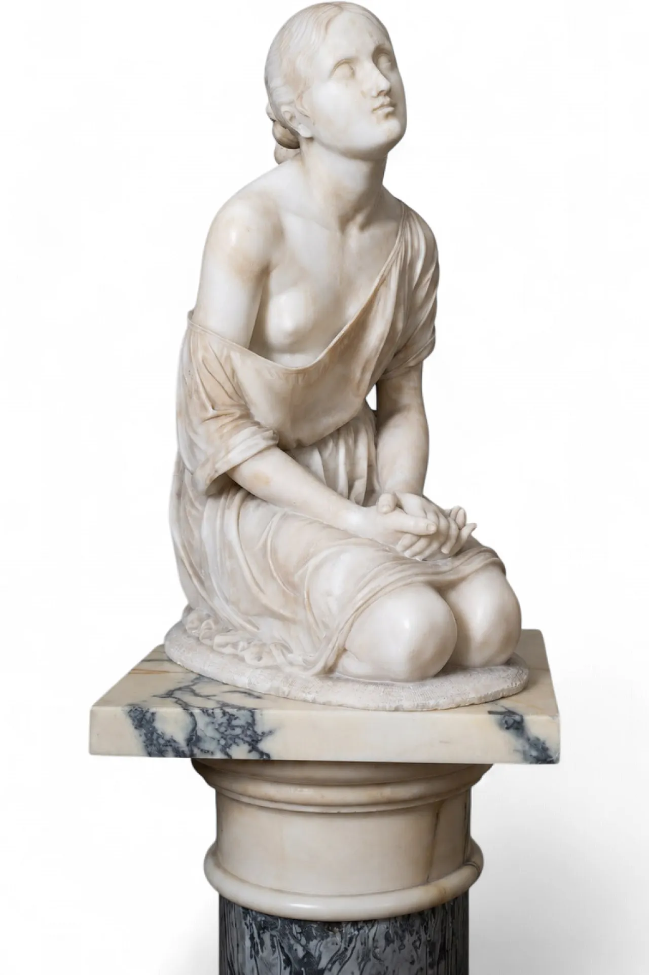 Scultura o di figura femminile inginocchiata in alabastro, '800 6