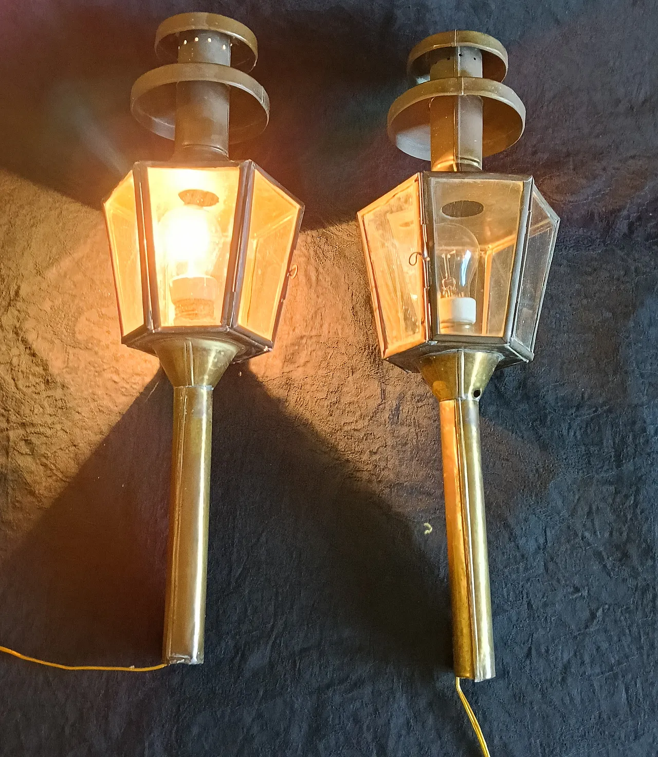 wall sconces, lanterns. 1