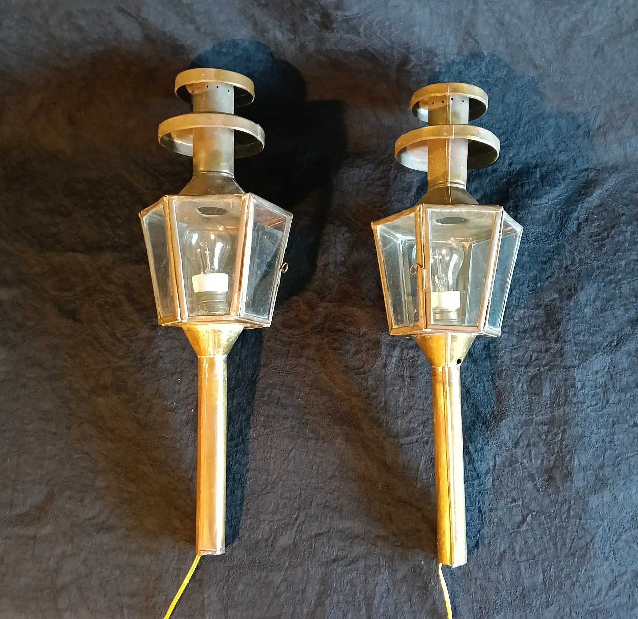 wall sconces, lanterns. 3