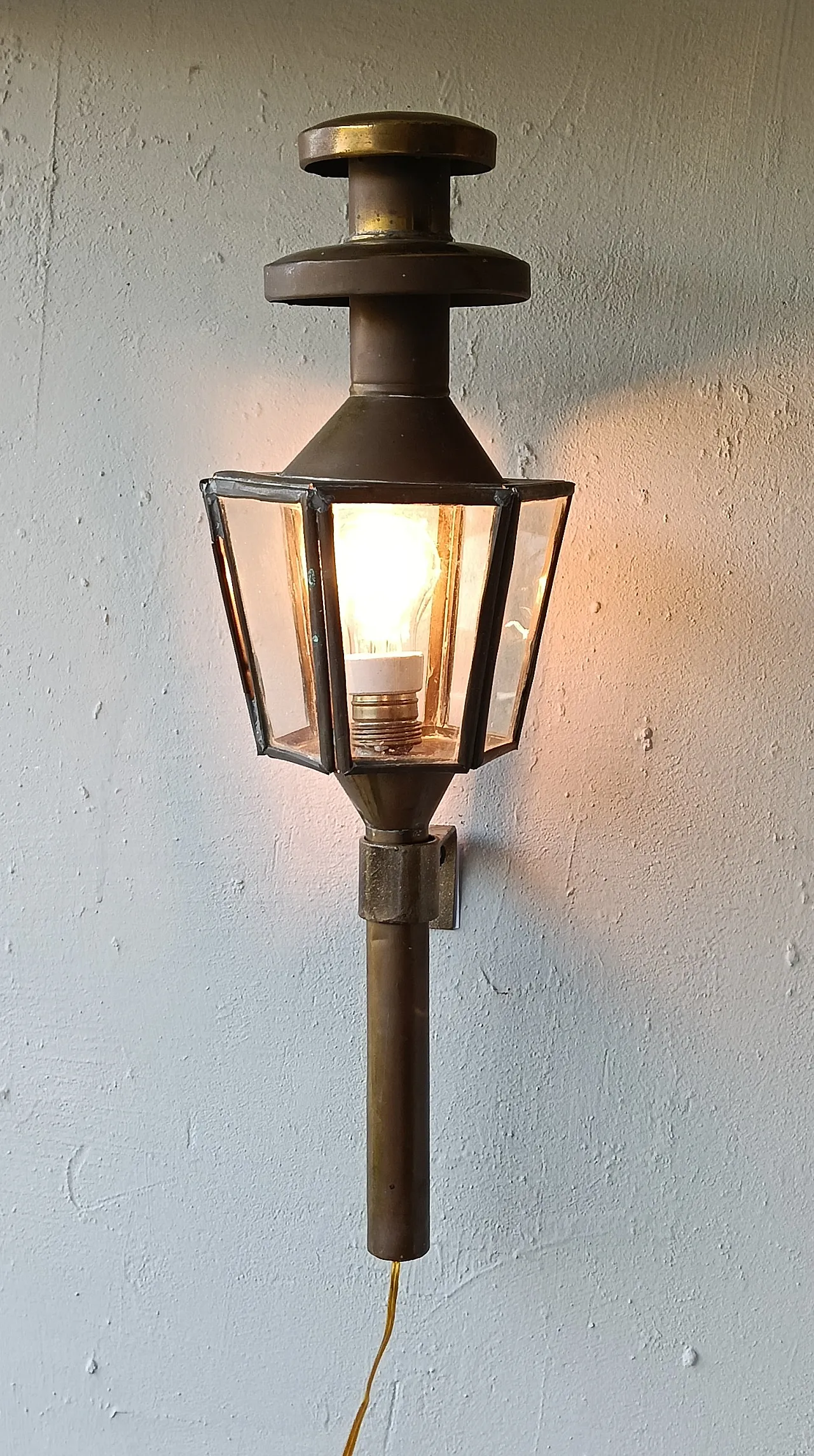 wall sconces, lanterns. 4