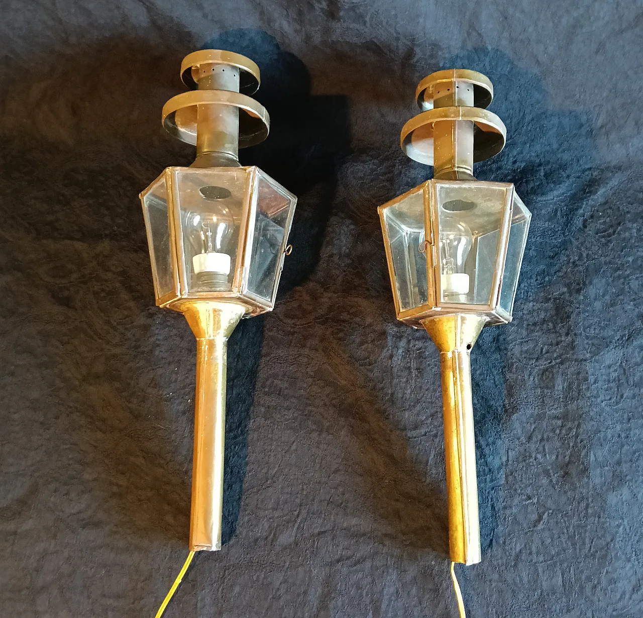 wall sconces, lanterns. 6