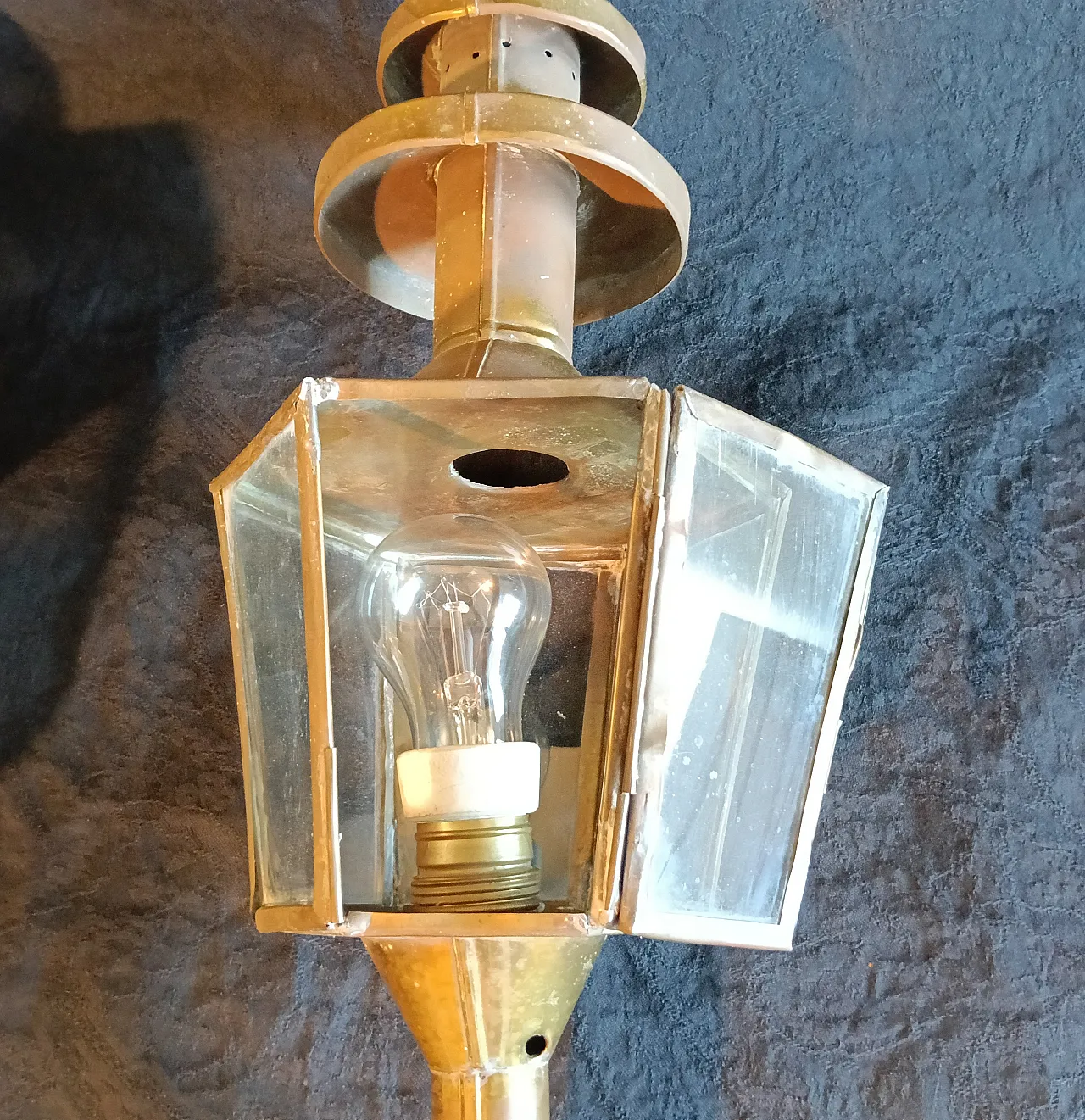 wall sconces, lanterns. 8