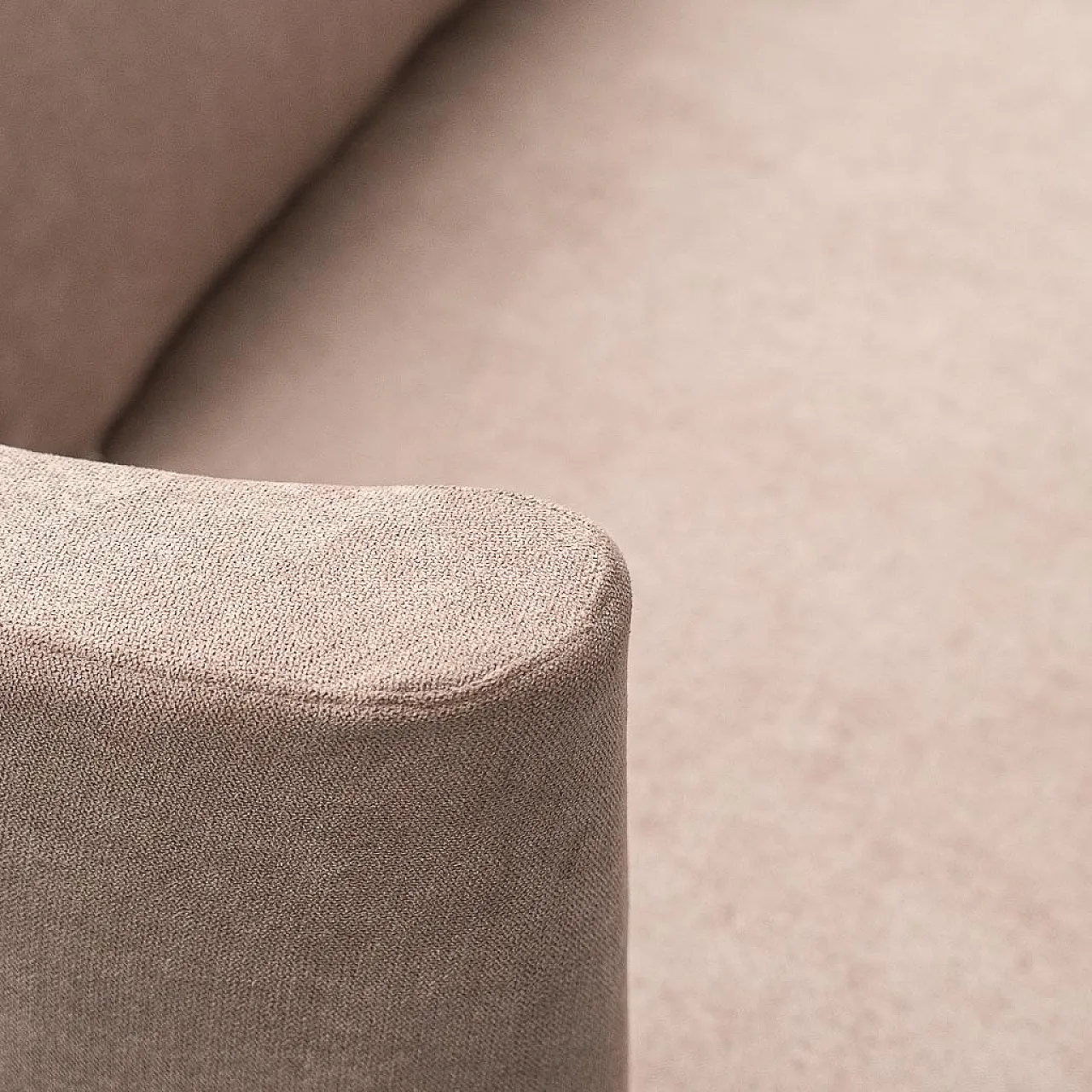 Curved sofa in brown fabric, 70s design 2