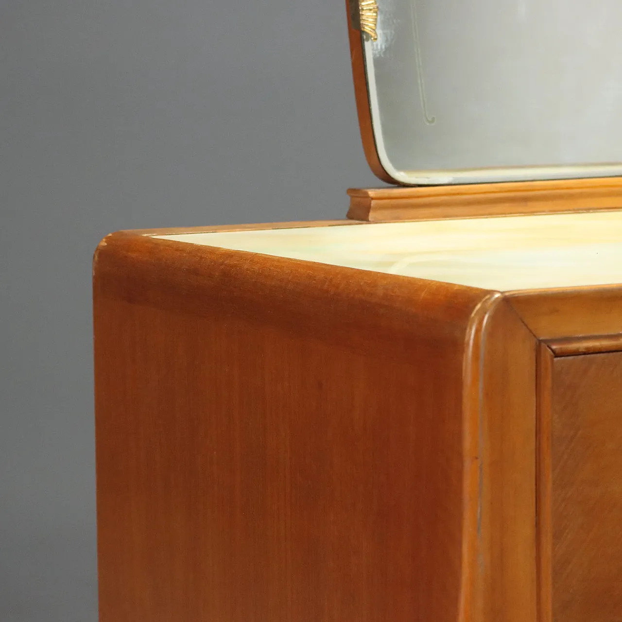 Chest of drawers in mahogany and glass top, mid-20th century 6