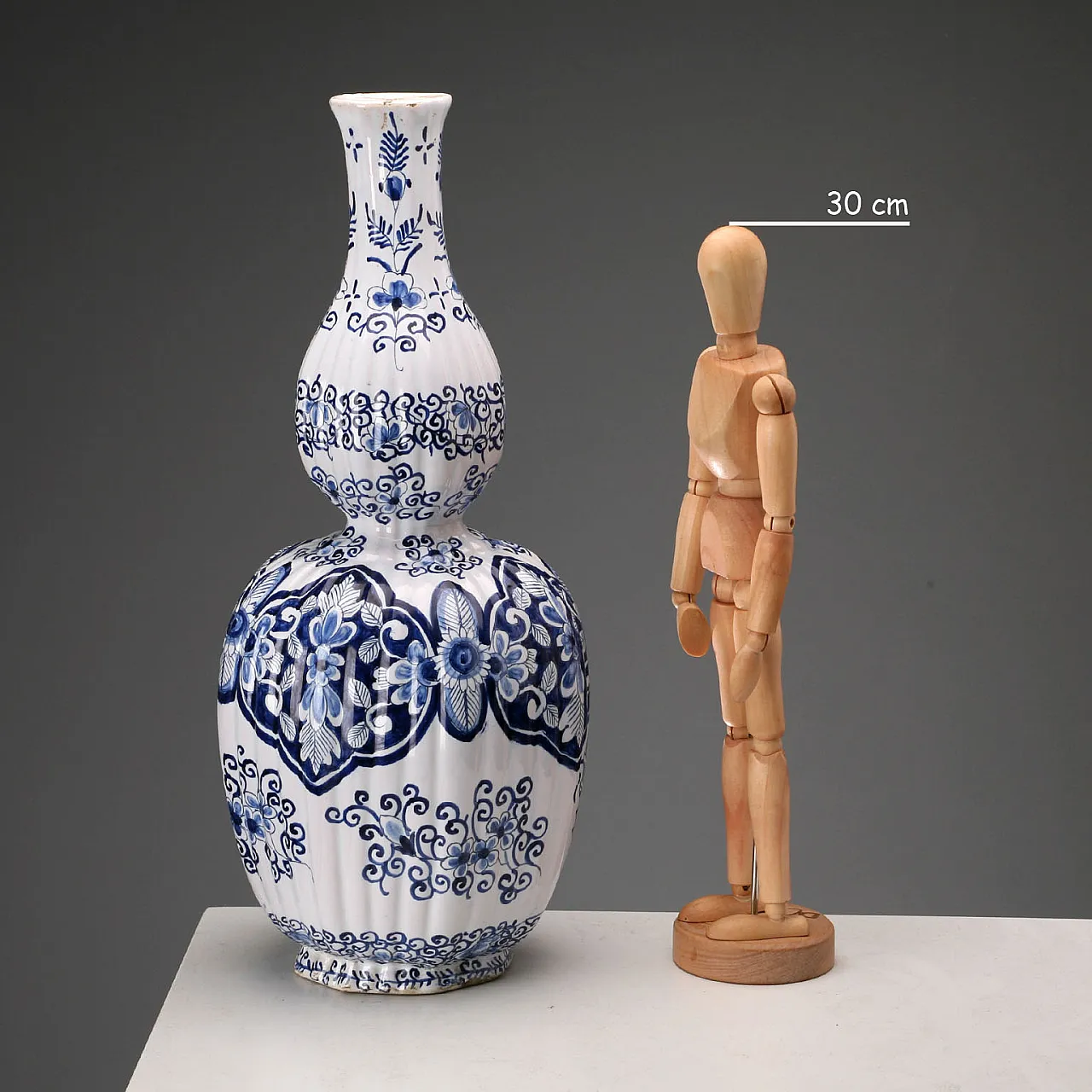 Majolica vase, Manufacture of Aprey, 19th century 2