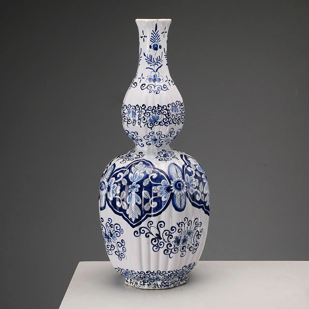 Majolica vase, Manufacture of Aprey, 19th century 4