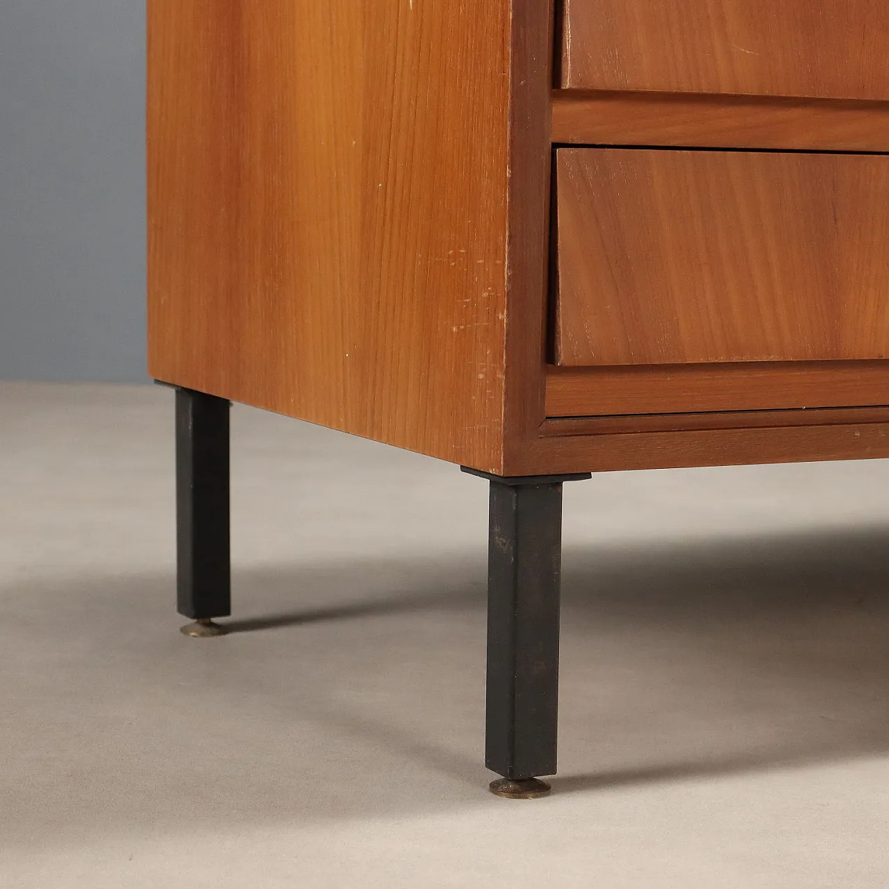 Dresser in wood and metal, 1960s 8