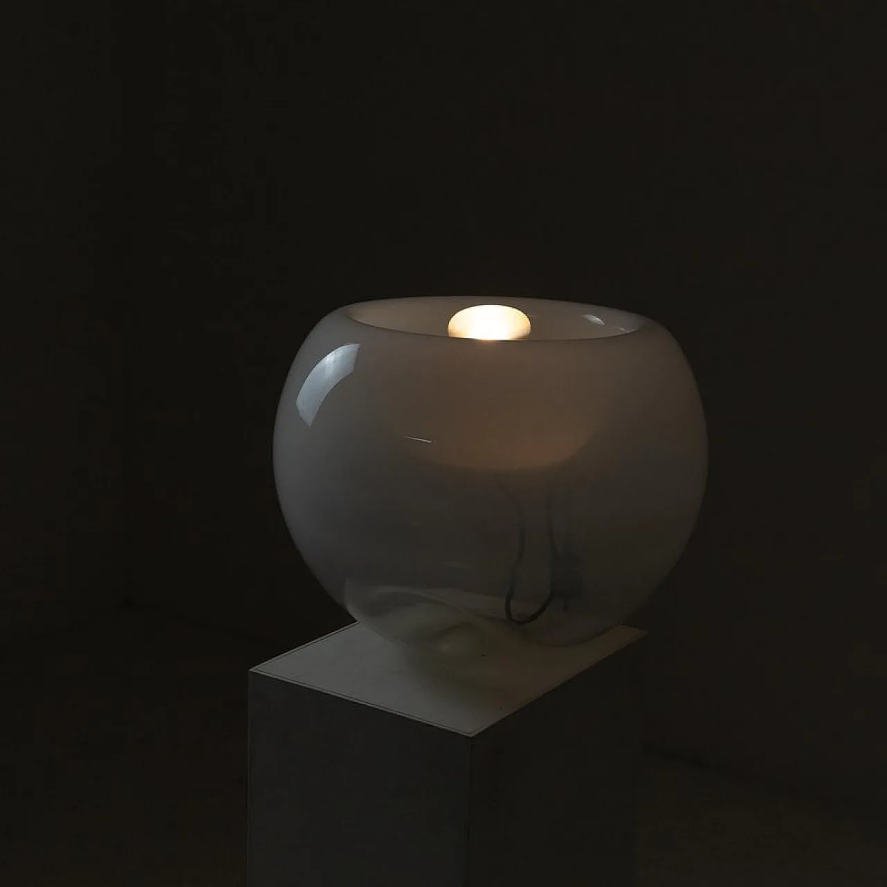 Glass Vacuna table lamp by Eleonore Peduzzi Riva for Artemide, 1970s 2