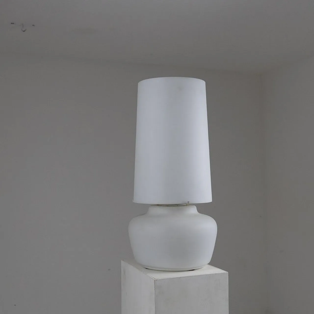 Satin glass table lamp, 1970s 1