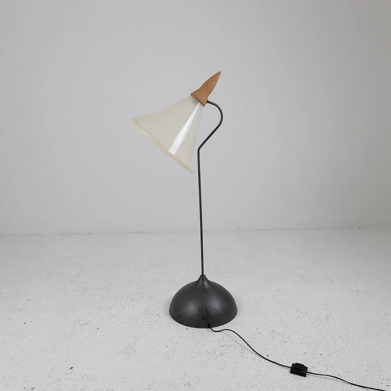 Floor lamp in terracotta, acrylic glass and aluminum, 20th century 8