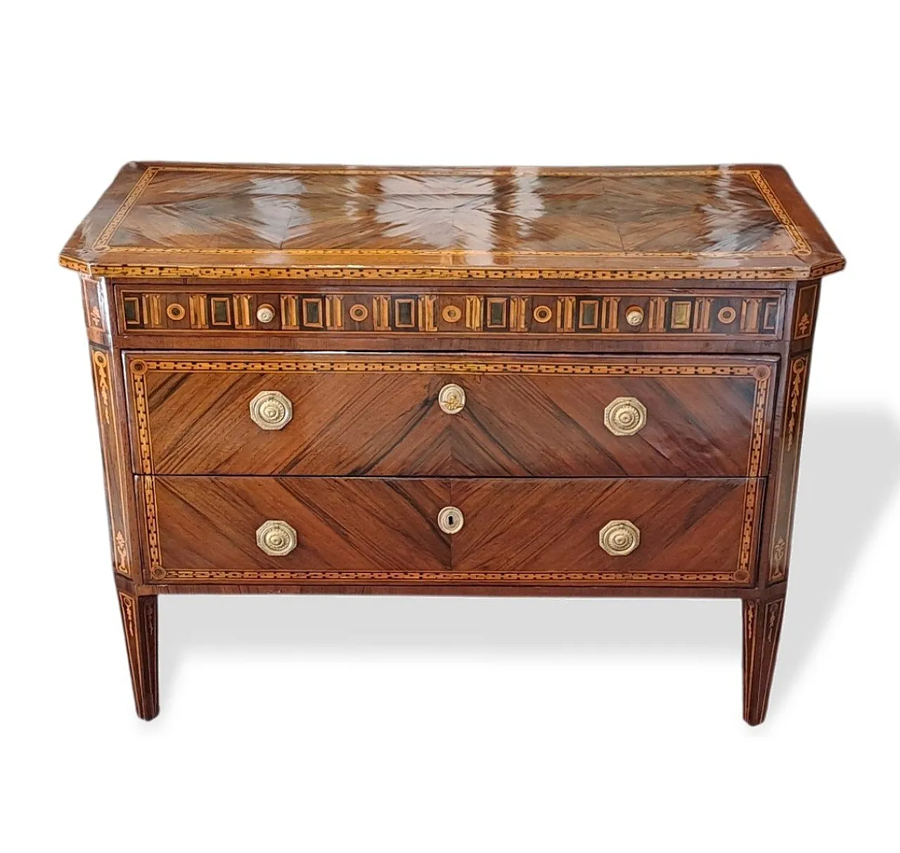 Louis XVI inlaid chest of drawers in walnut, 19th century 3
