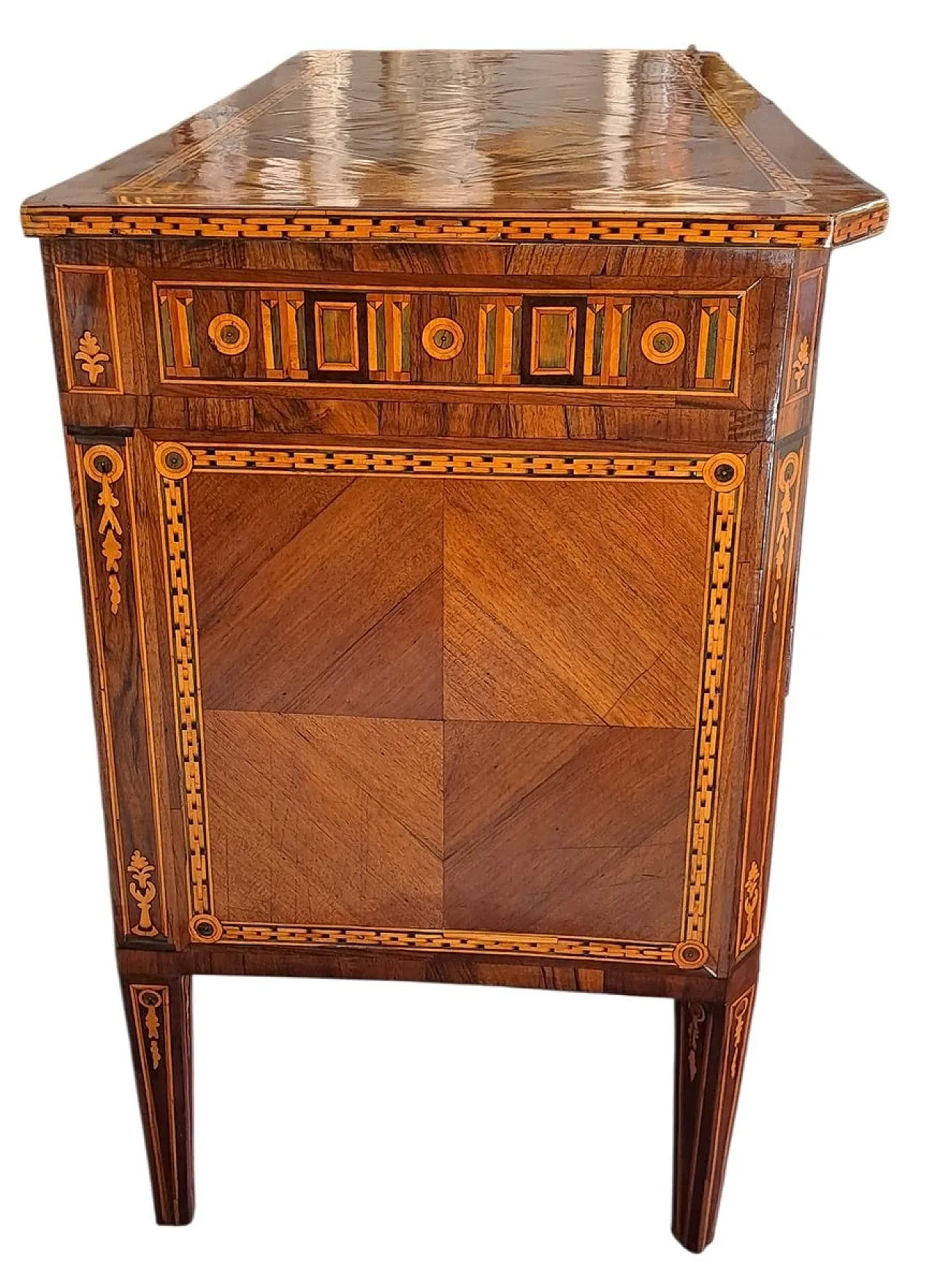 Louis XVI inlaid chest of drawers in walnut, 19th century 6