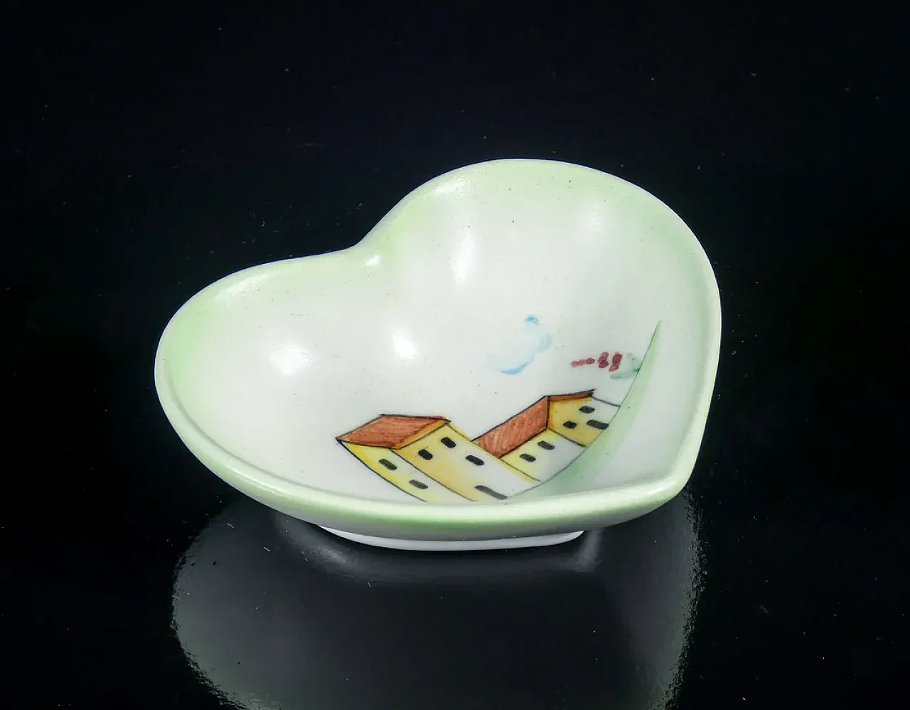 LENCI heart-shaped ceramic saucer, 1930s 1