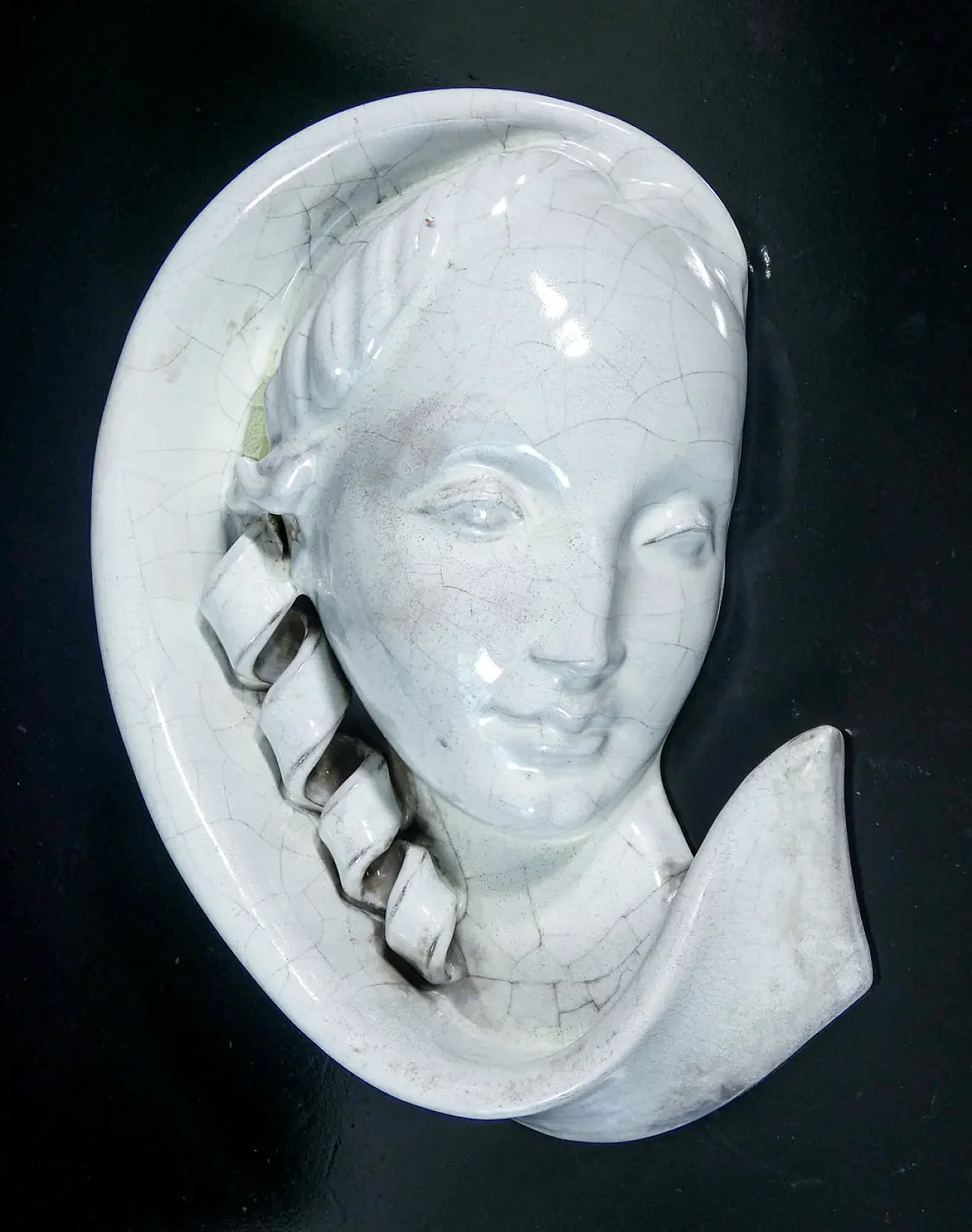 Volto di donna con treccia riferibile a Michael ANDERSEN, anni '30 1