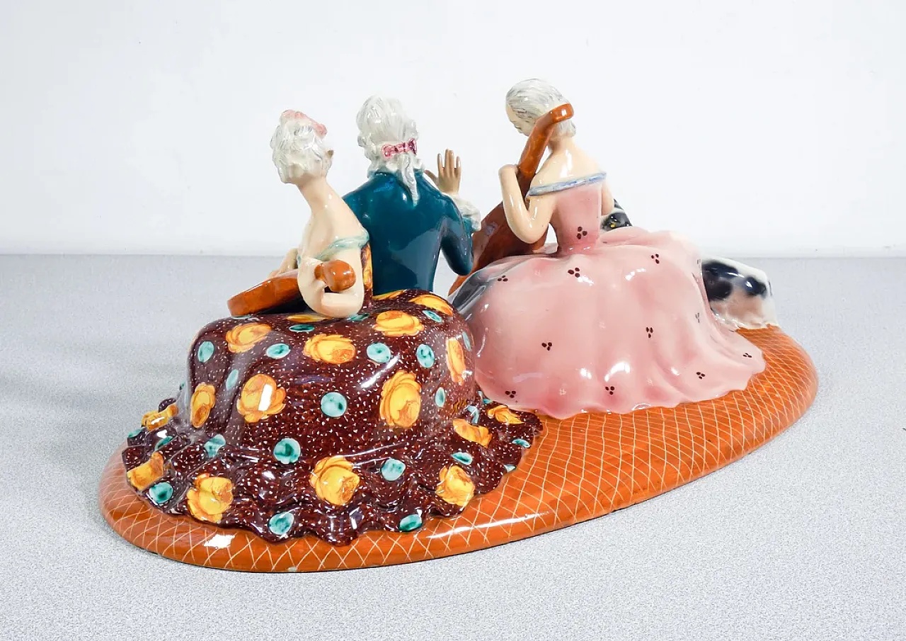 Concerto con musicisti e cane, scultura in ceramica smaltata, anni '50 10