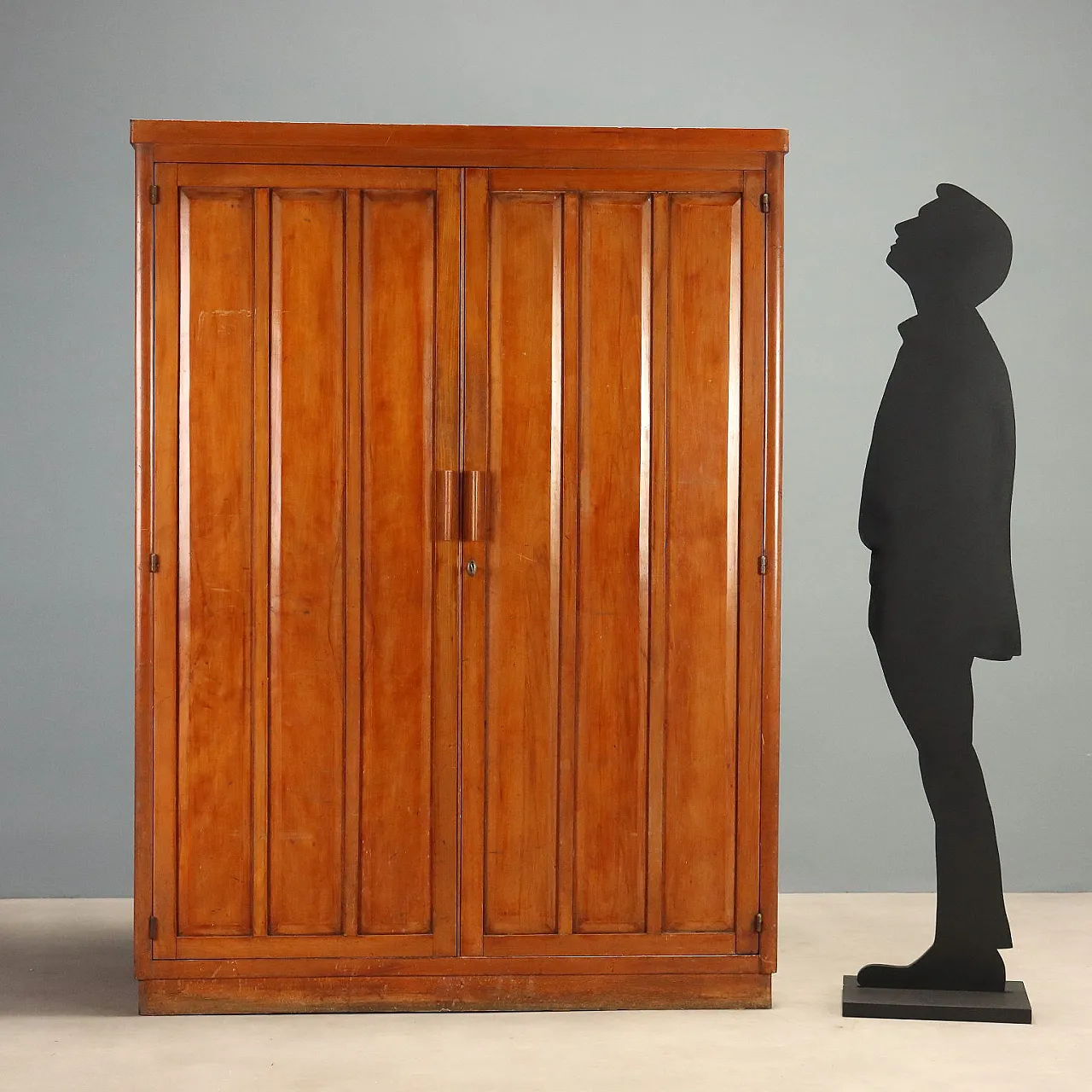 Wardrobe in cherry wood, 1940s 3