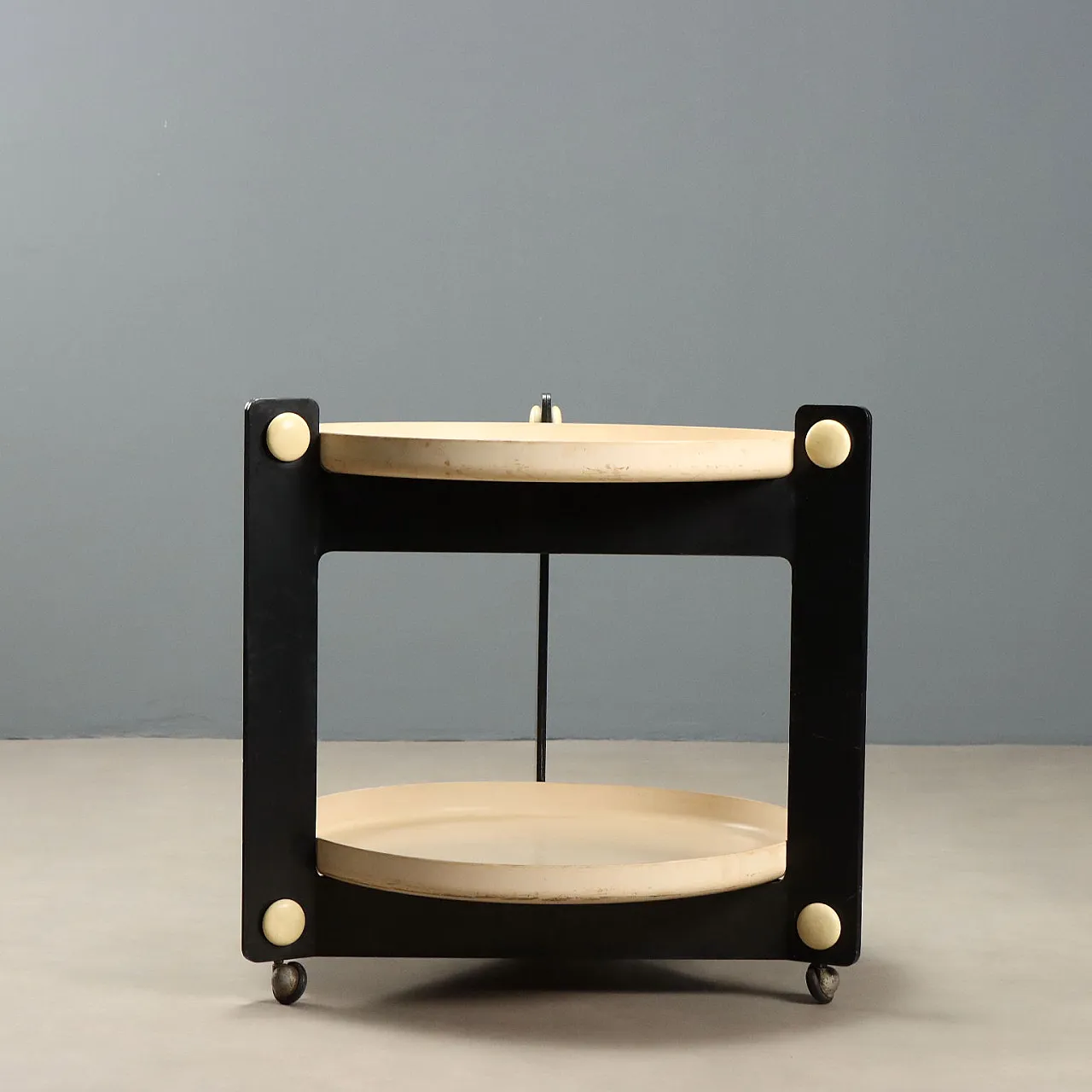 Carrello di Luigi Massoni per Guzzini, anni '70 4